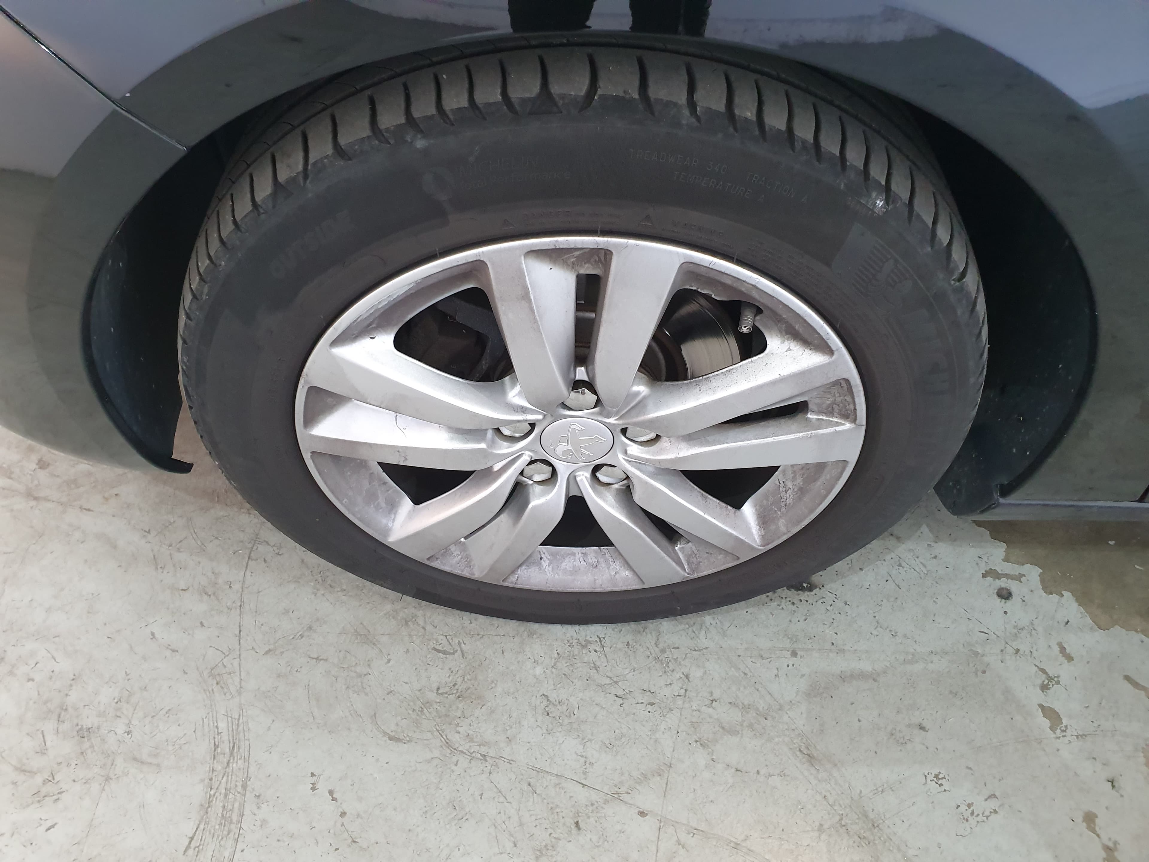 Peugeot 308 · Año 2015 — imagen 15