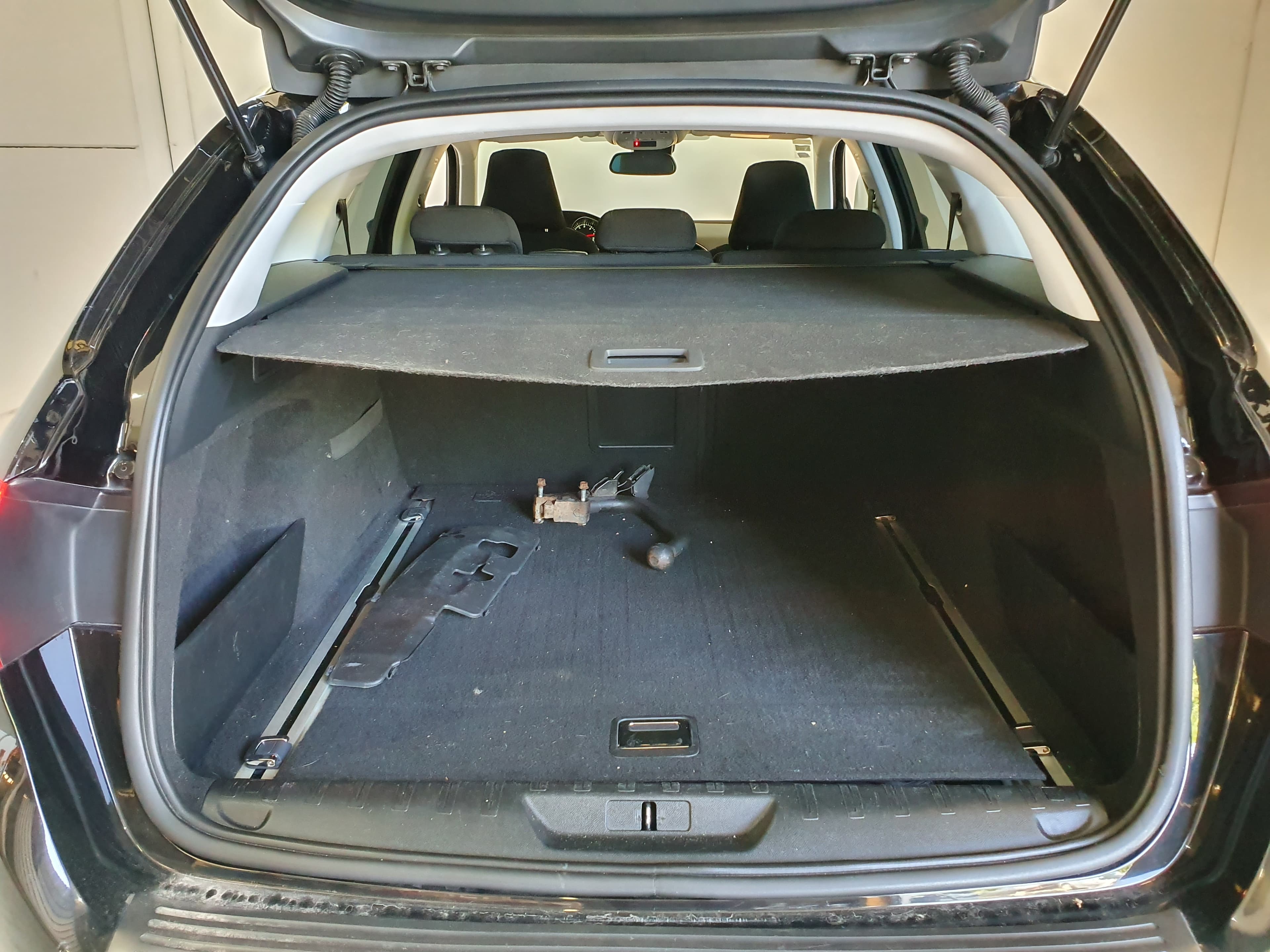 Peugeot 308 · Año 2015 — imagen 8
