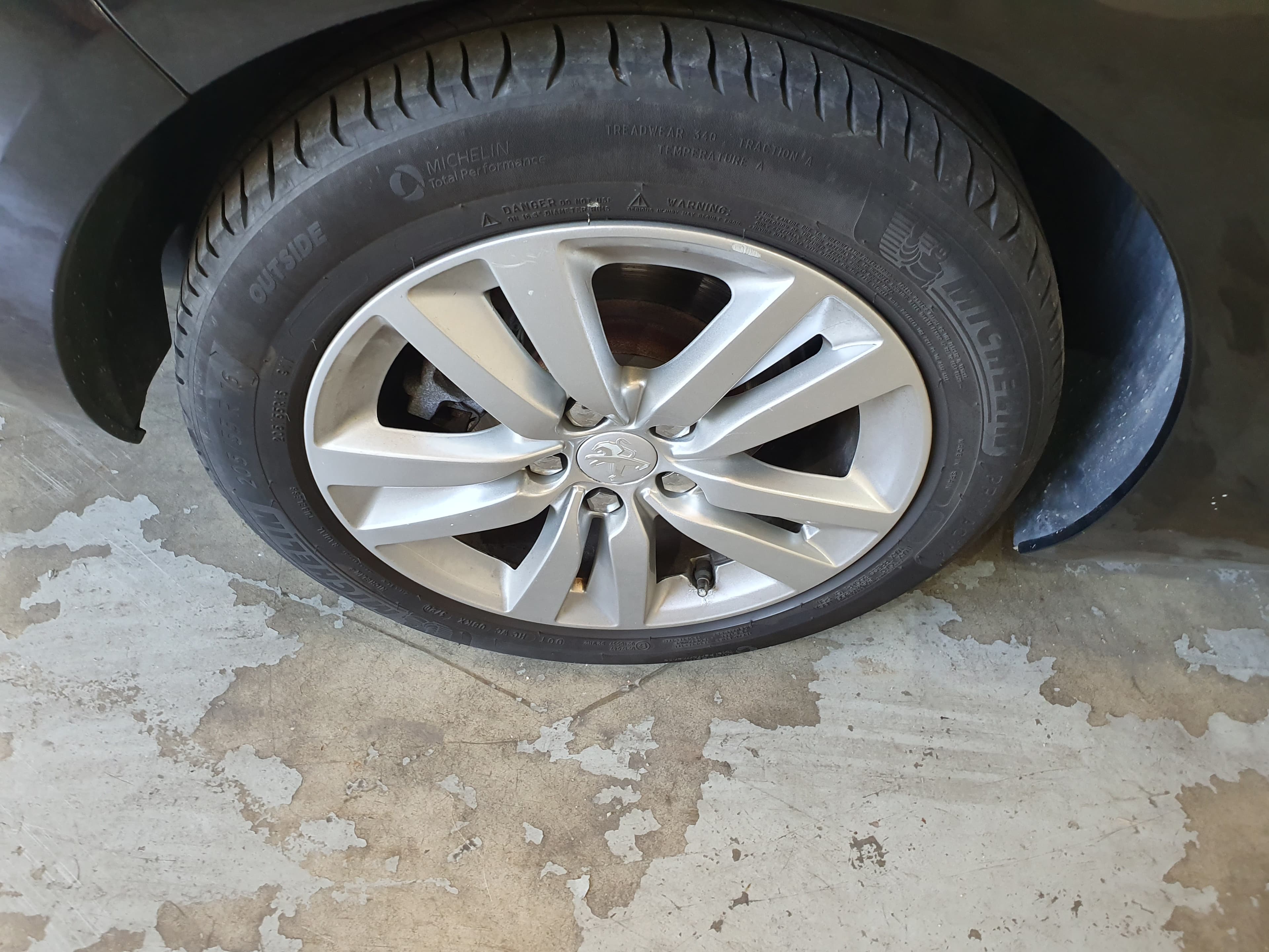 Peugeot 308 · Año 2015 — imagen 13
