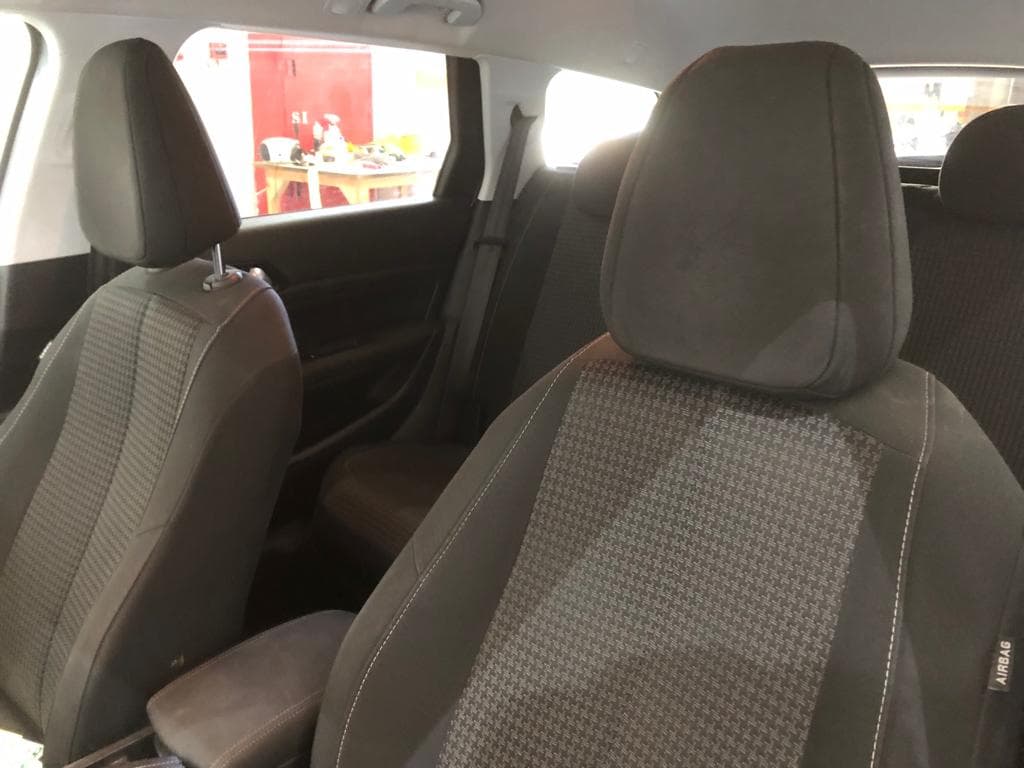 Peugeot 308 · Ano 2017 — imagem 38