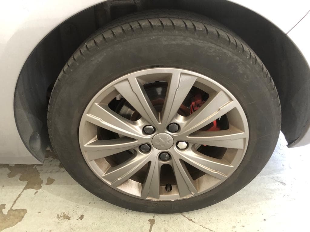 Peugeot 308 · Ano 2017 — imagem 16