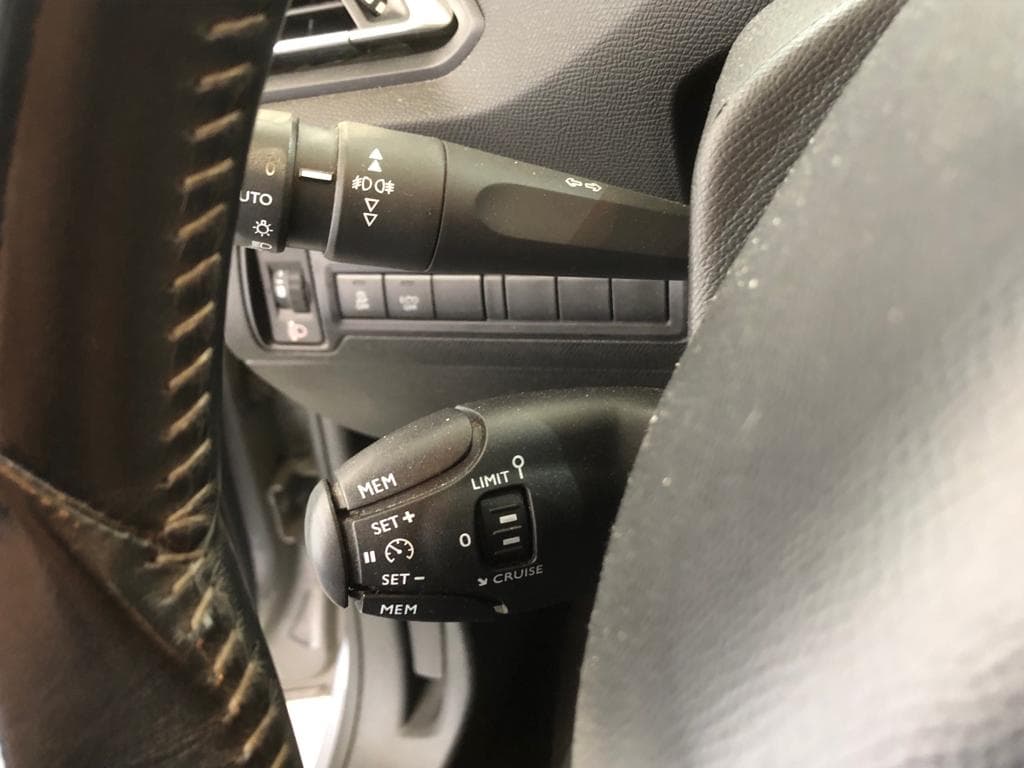 Peugeot 308 · Ano 2017 — imagem 19