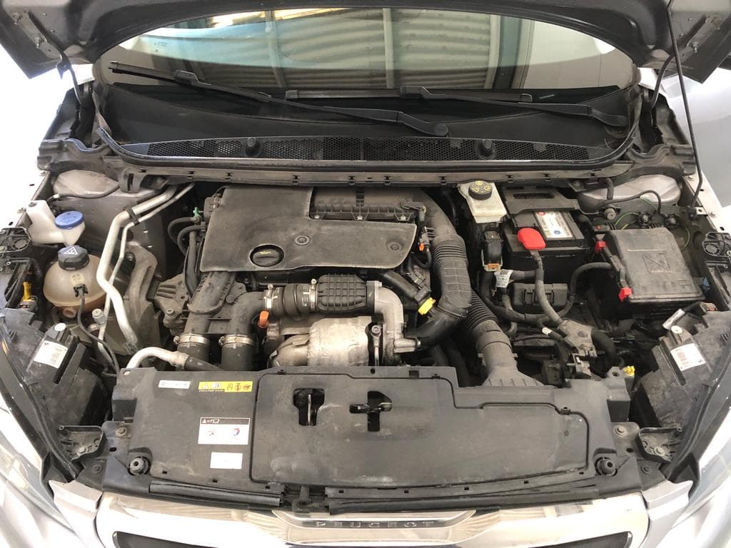 Peugeot 308 · Ano 2017 — imagem 11