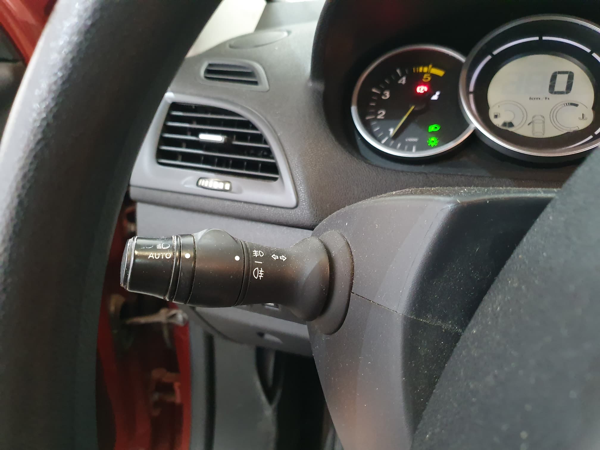 Renault Mégane · Ano 2010 — imagem 23