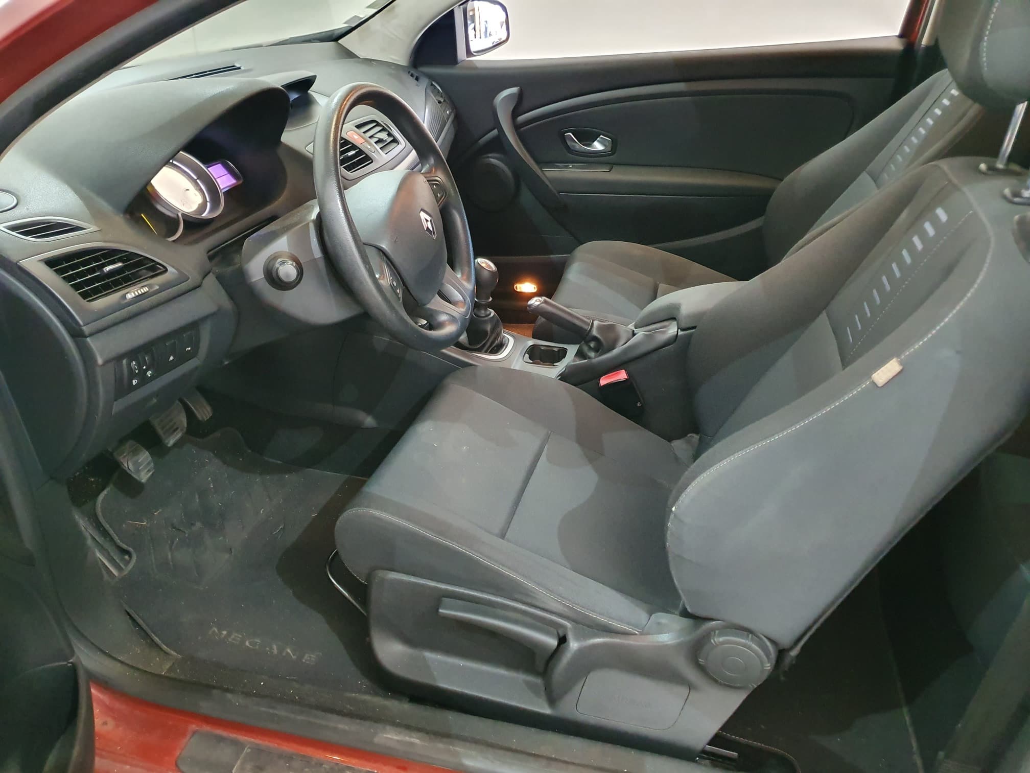 Renault Mégane · Ano 2010 — imagem 26