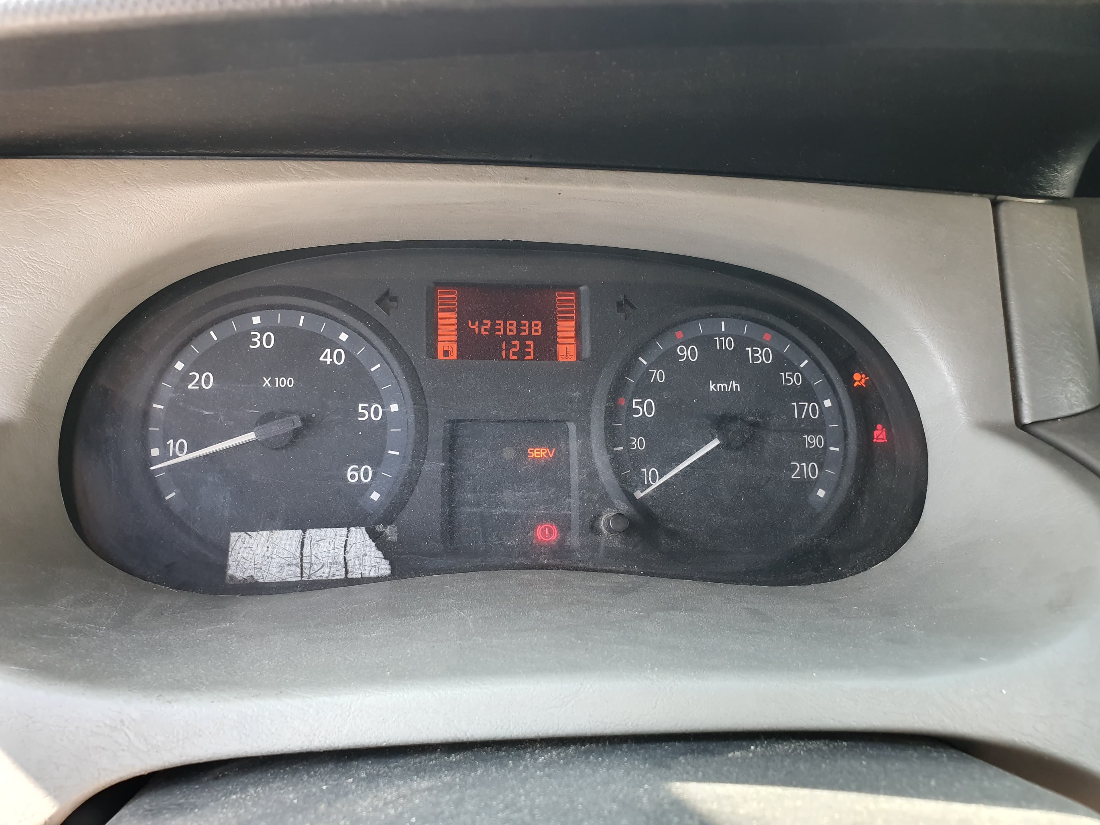 Renault Trafic · Ano 2009 — imagem 25