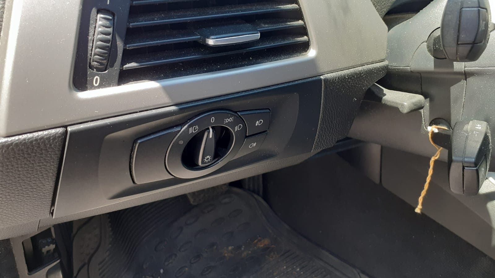 BMW 3 Touring · Ano 2006 — imagem 29