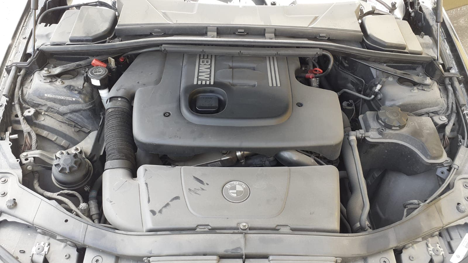 BMW 320D Touring · Ano 2007 — image 11