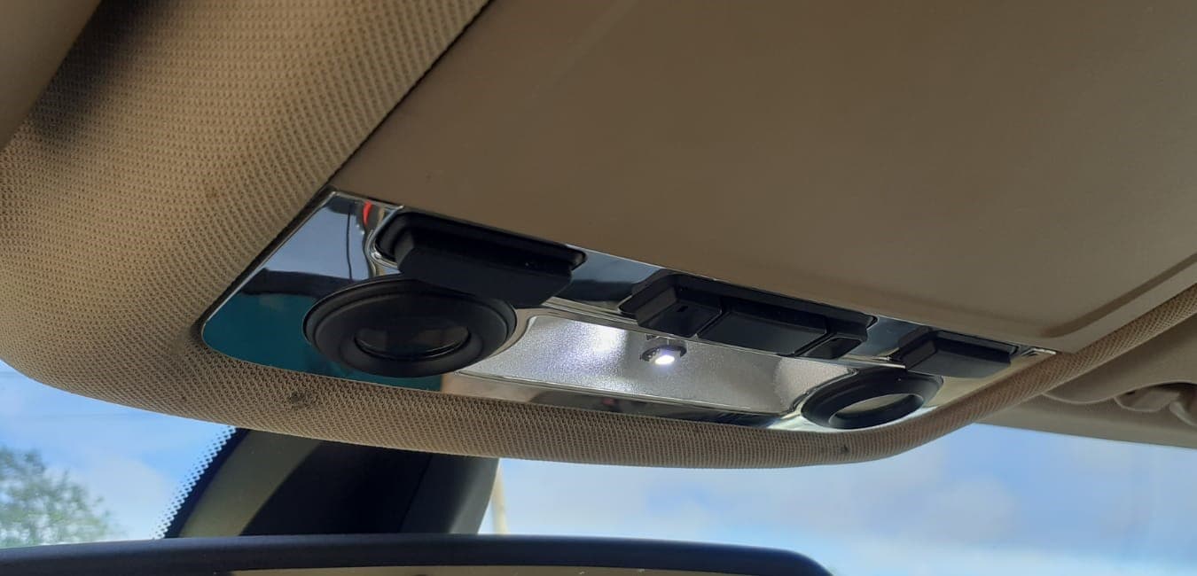 BMW 320D Touring · Ano 2007 — image 25