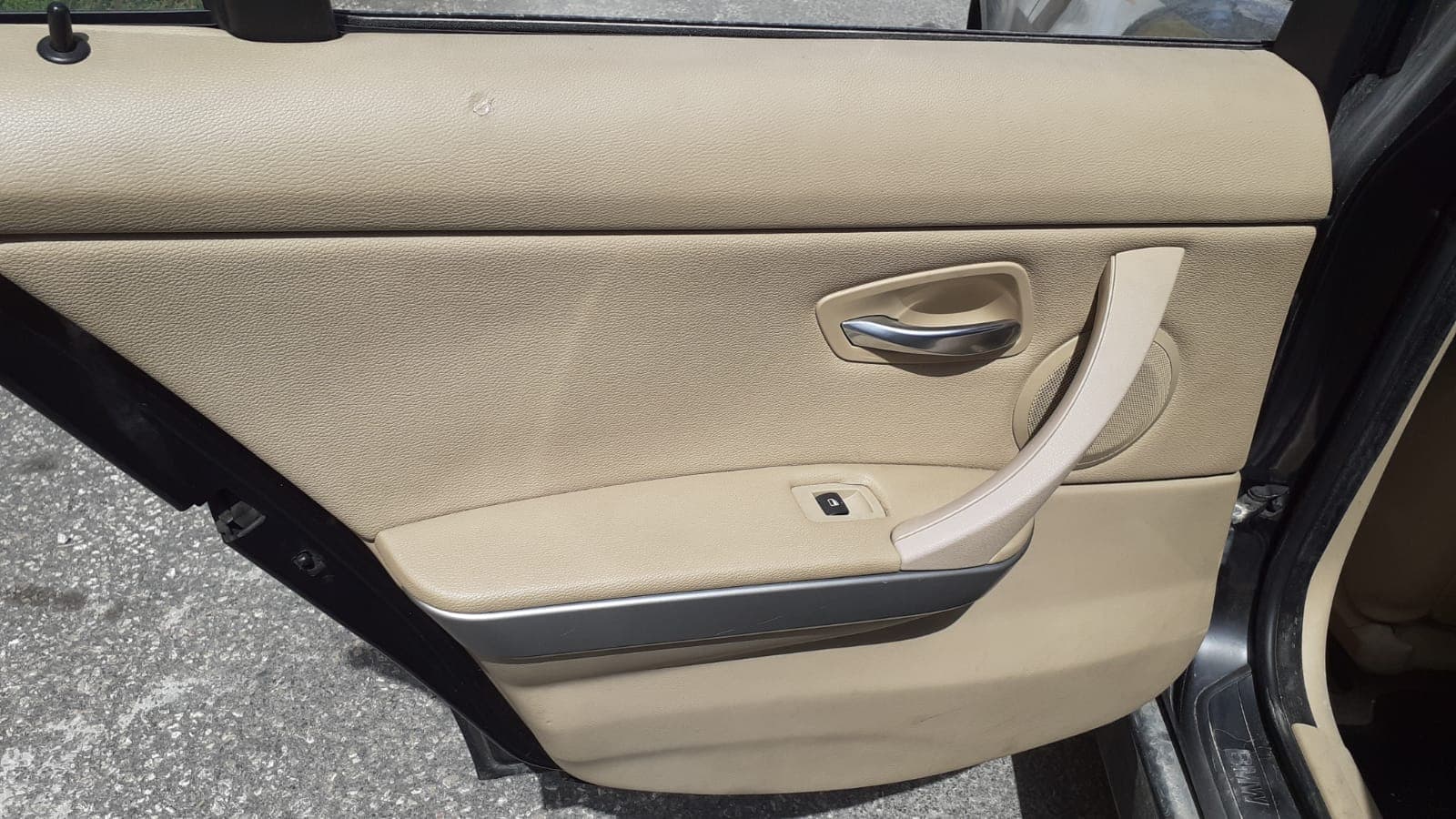 BMW 320D Touring · Ano 2007 — image 21
