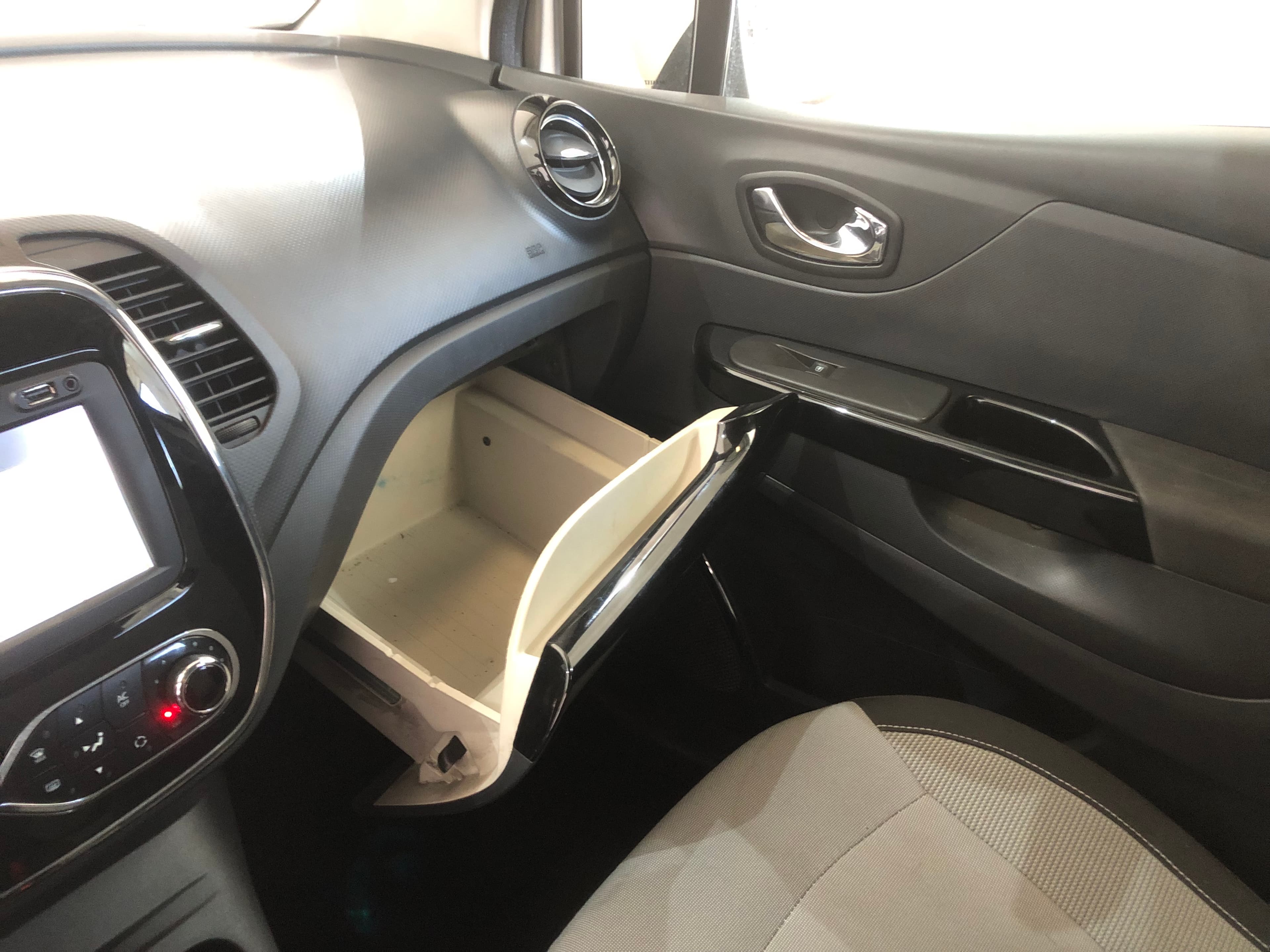 Renault Captur · Ano 2013 — image 37