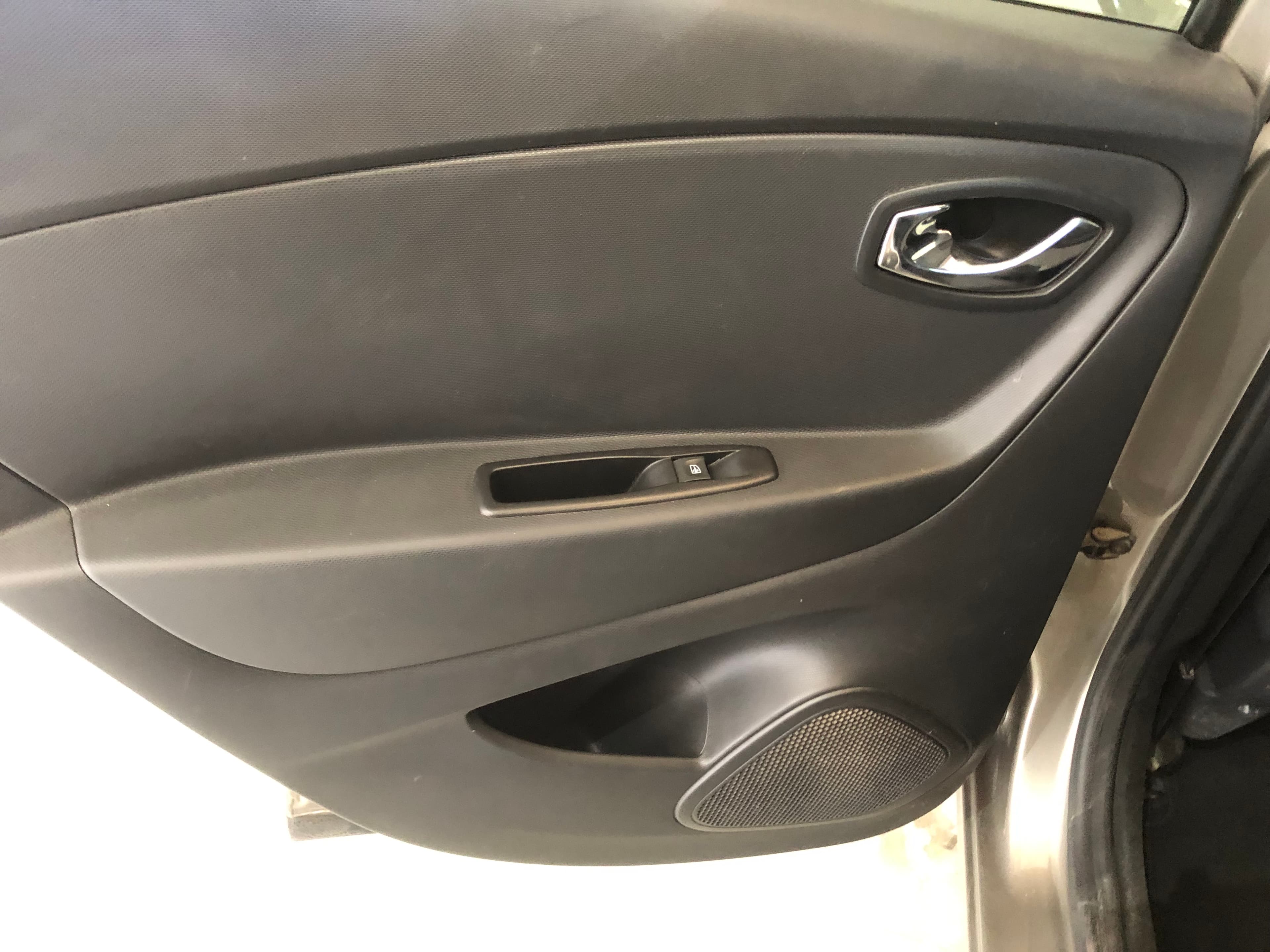Renault Captur · Ano 2013 — image 22
