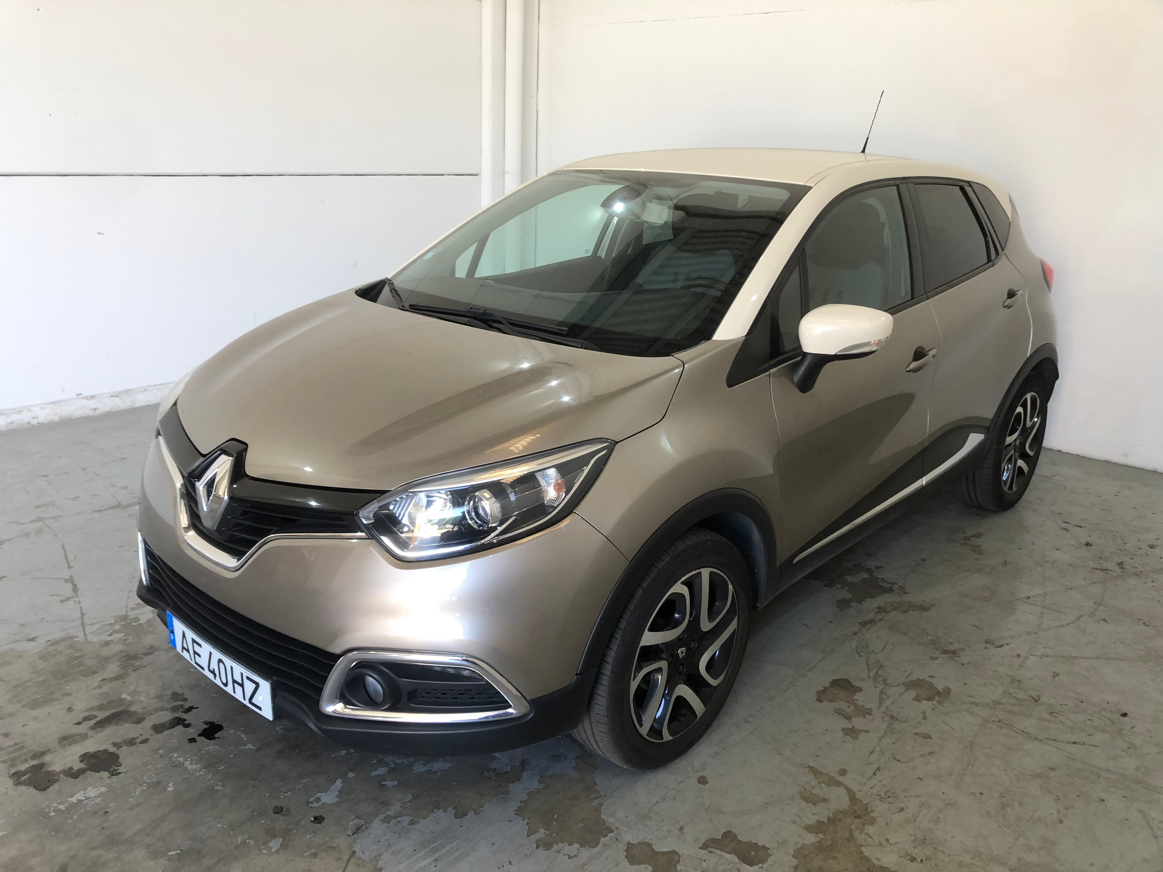 Renault Captur · Ano 2013 — image 3