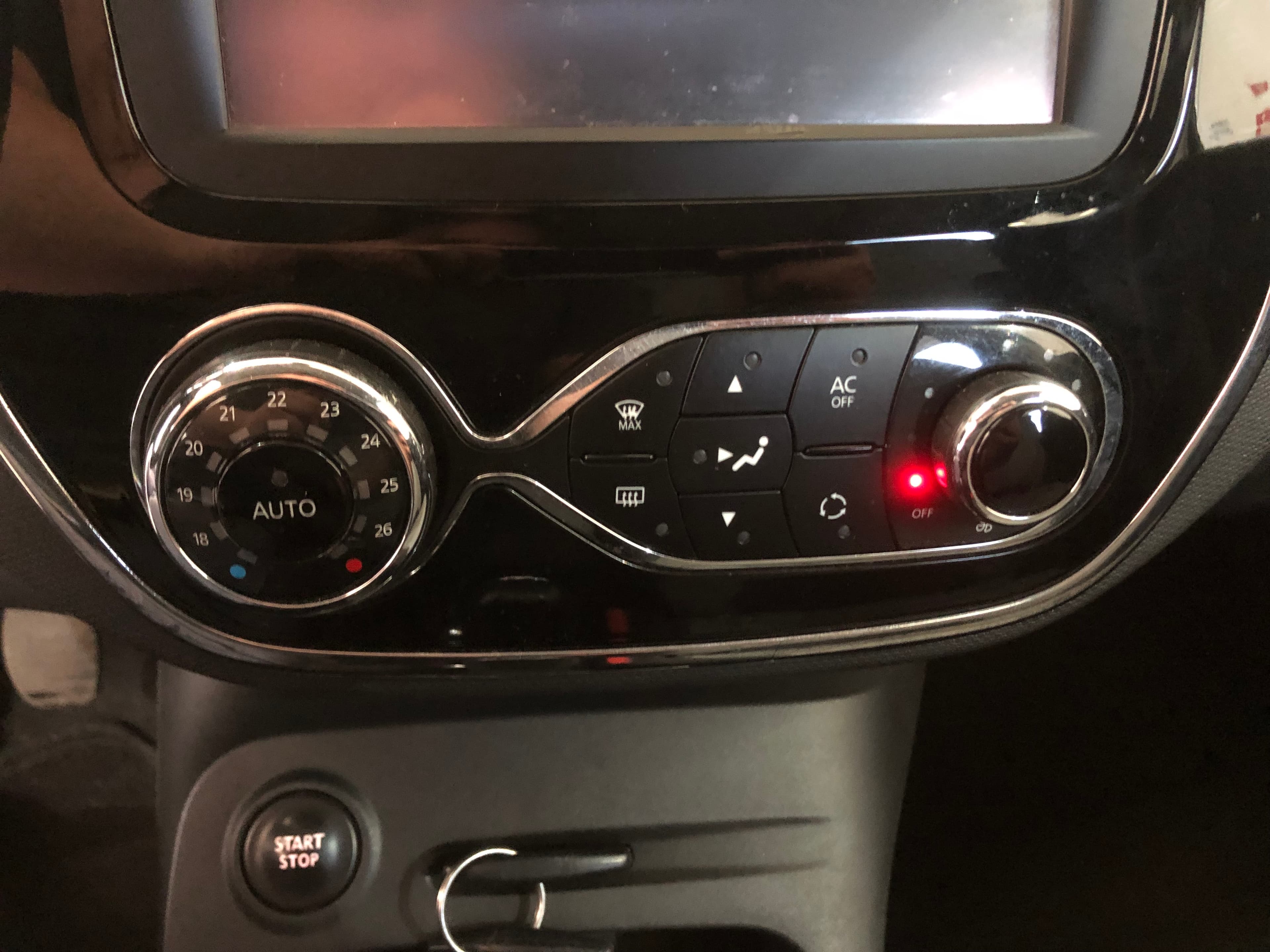 Renault Captur · Ano 2013 — image 39