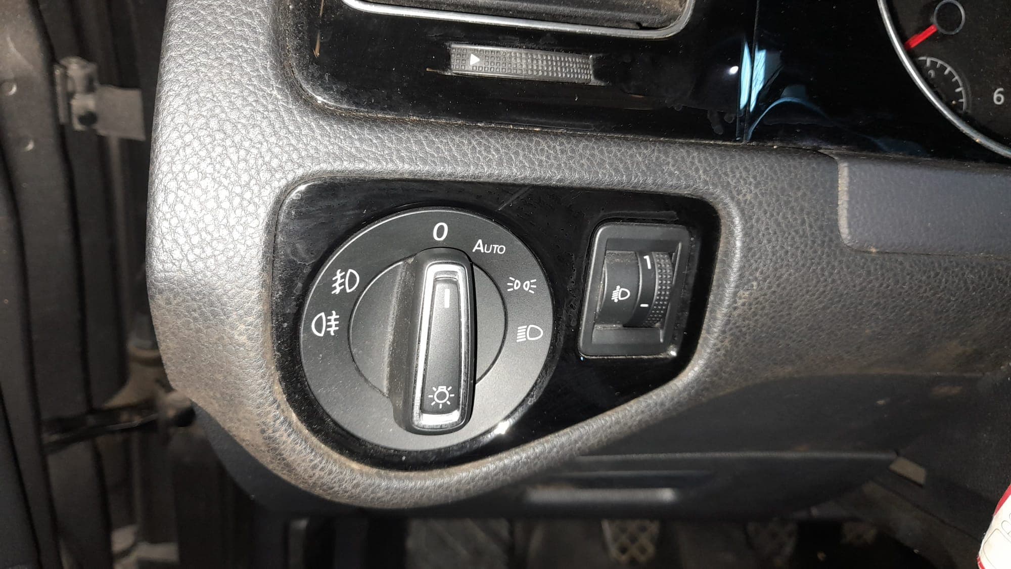 Volkswagen Golf TDI · Ano 2016 — imagem 25