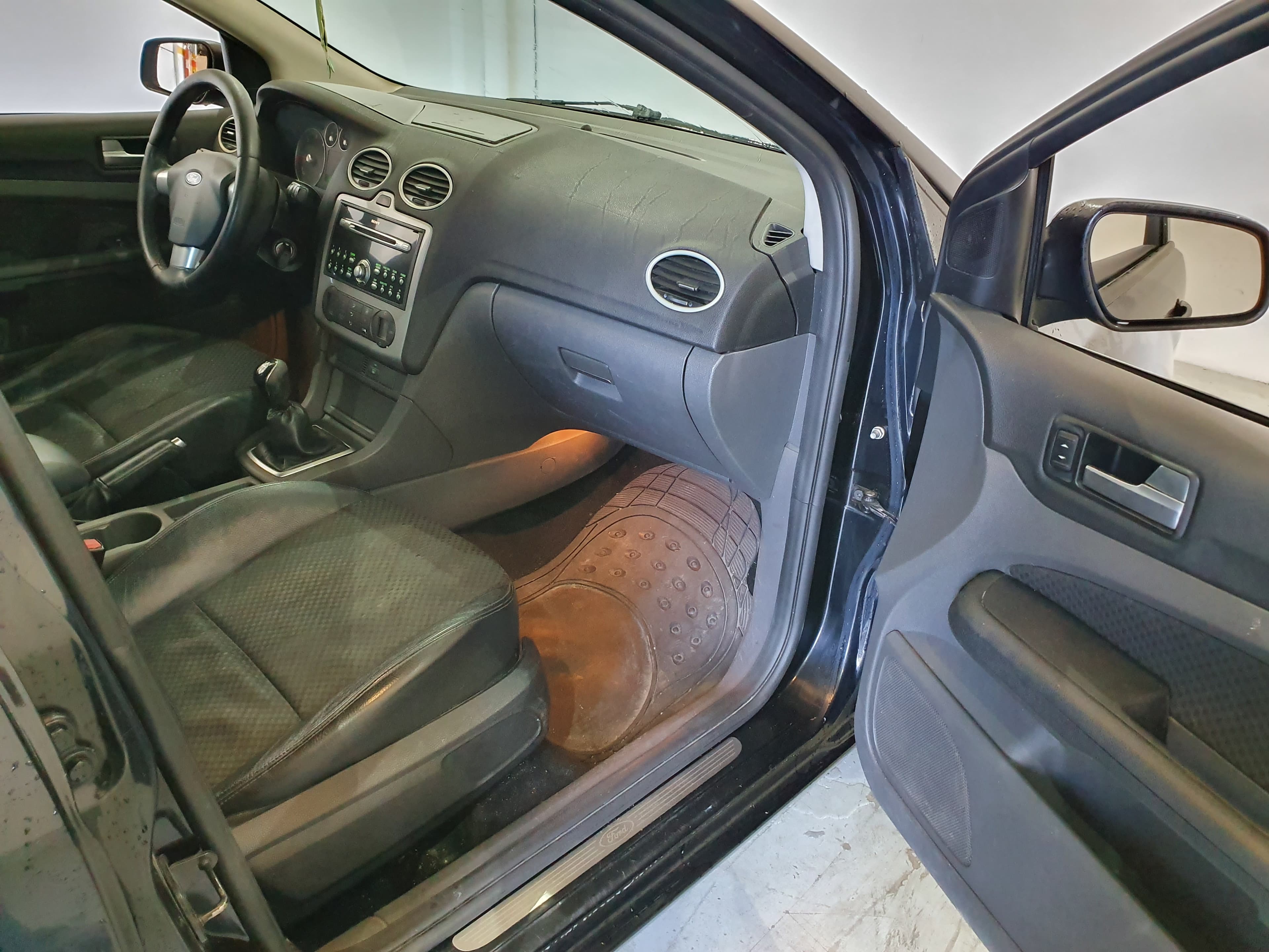 Ford Focus · Ano 2005 — image 27