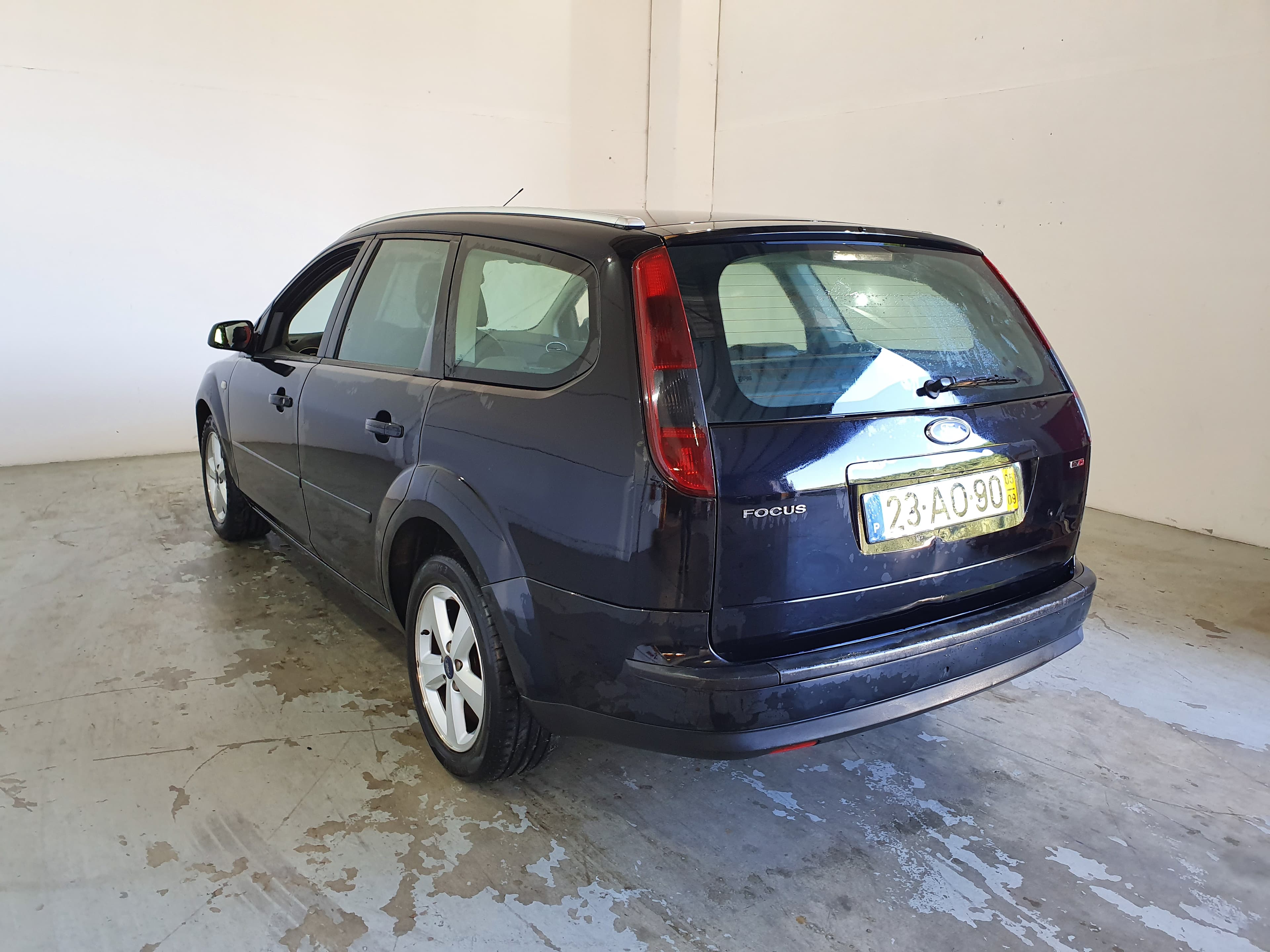 Ford Focus · Ano 2005 — image 4