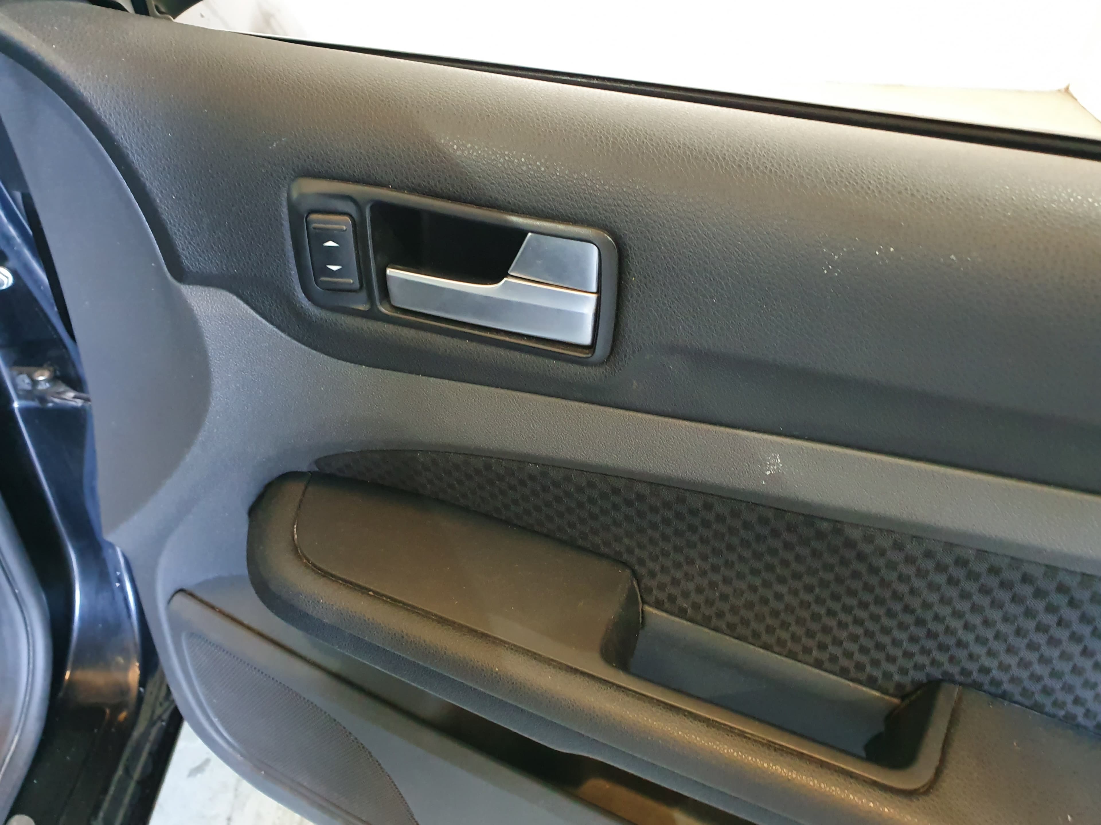 Ford Focus · Ano 2005 — image 28