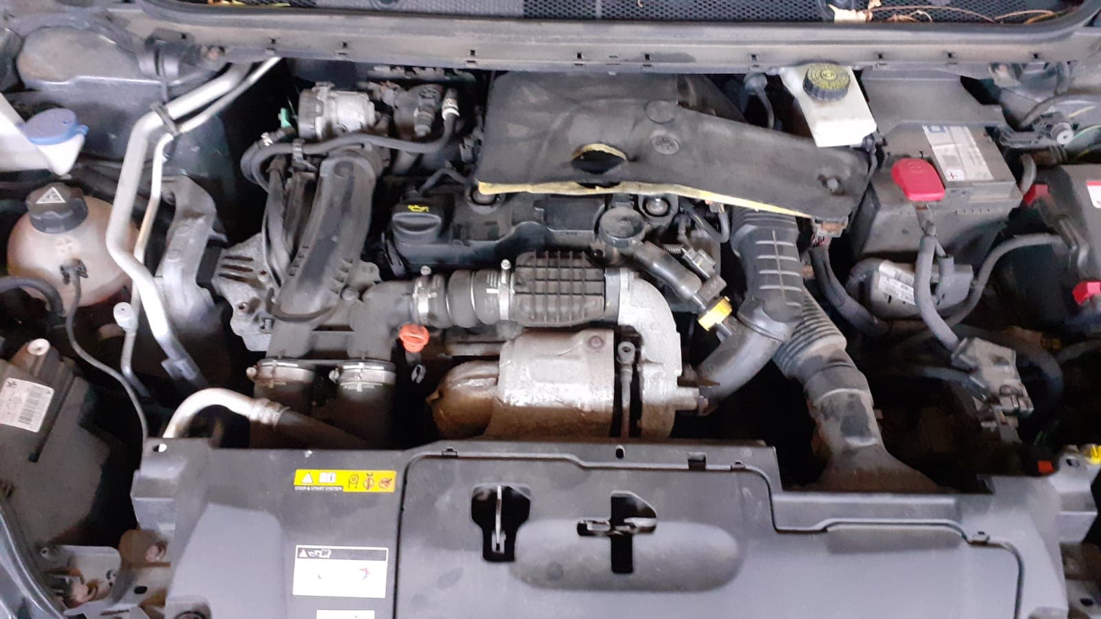 Peugeot 308 · Ano 2015 — imagen 10