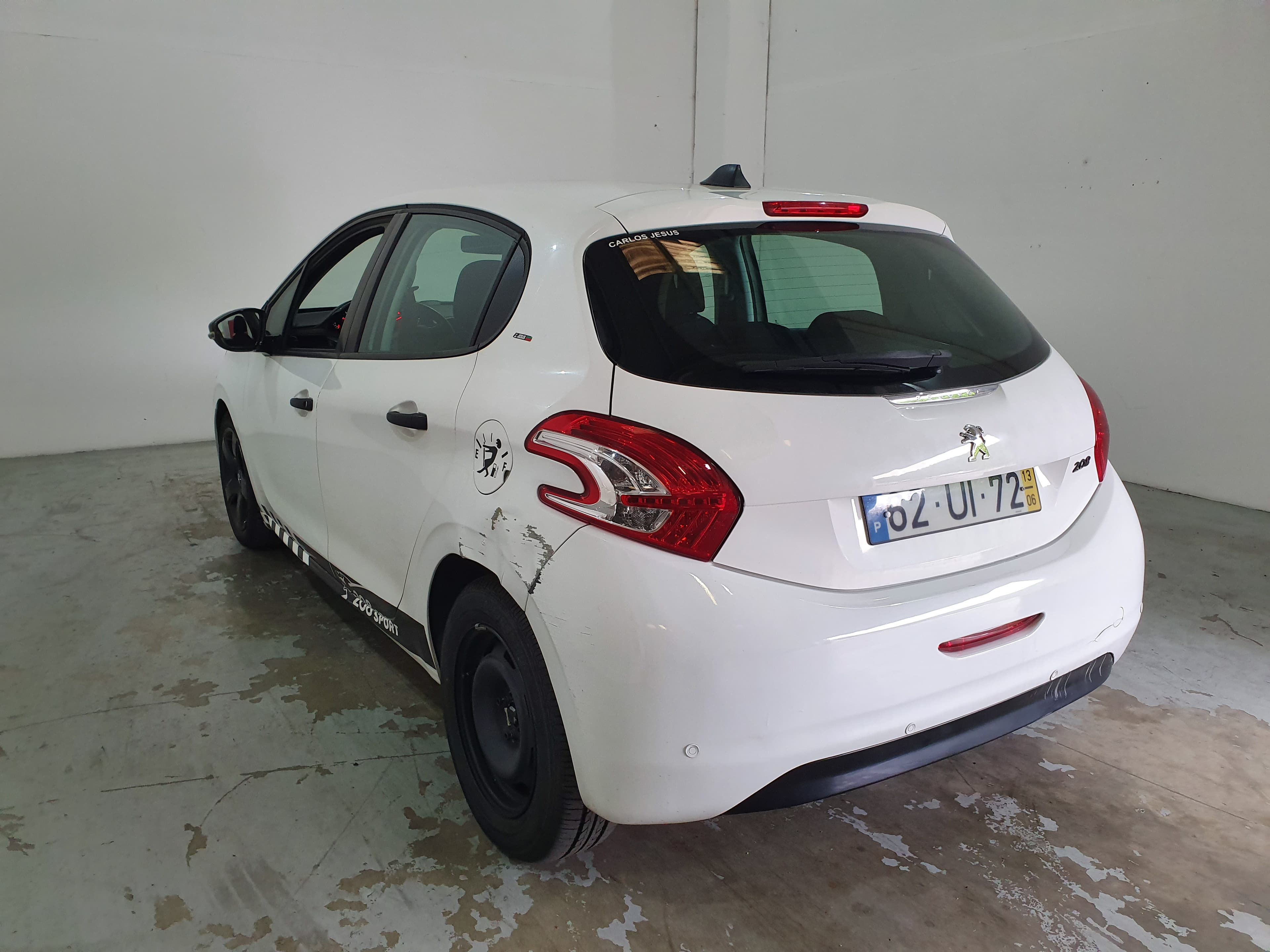 Peugeot 208 · Ano 2013 — imagem 8