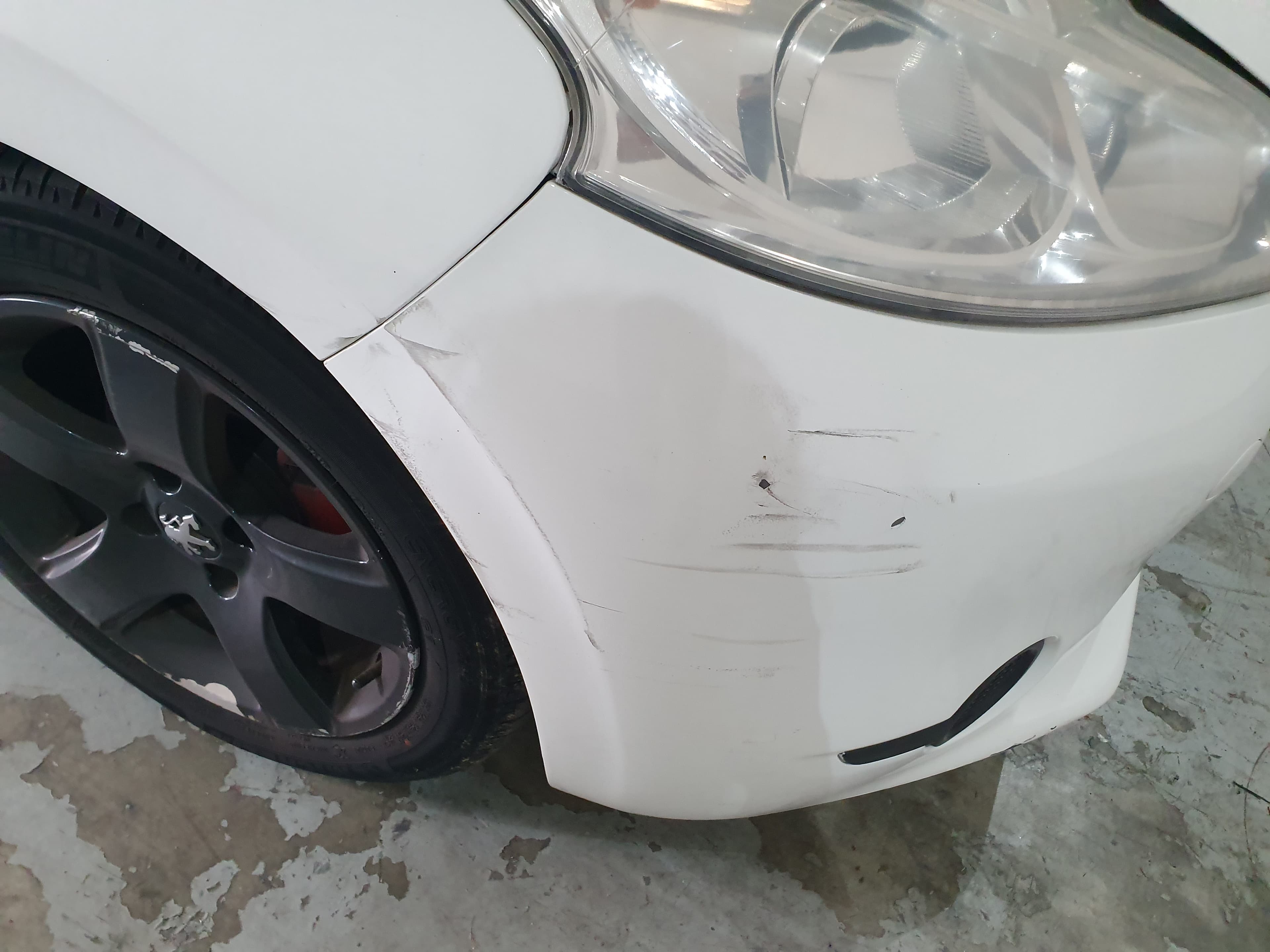 Peugeot 208 · Ano 2013 — imagem 13