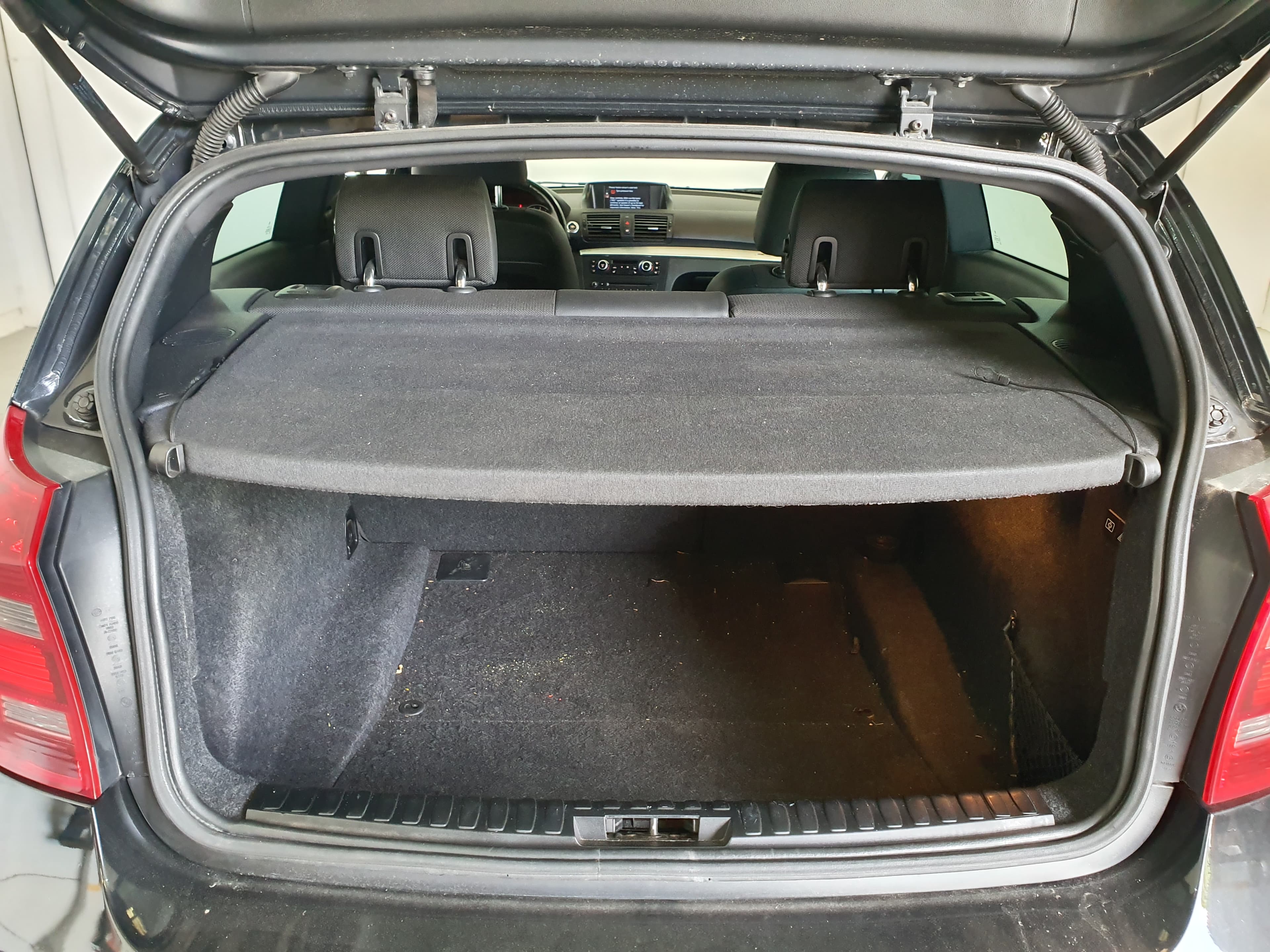 BMW 118D · Ano 2010 — imagen 5