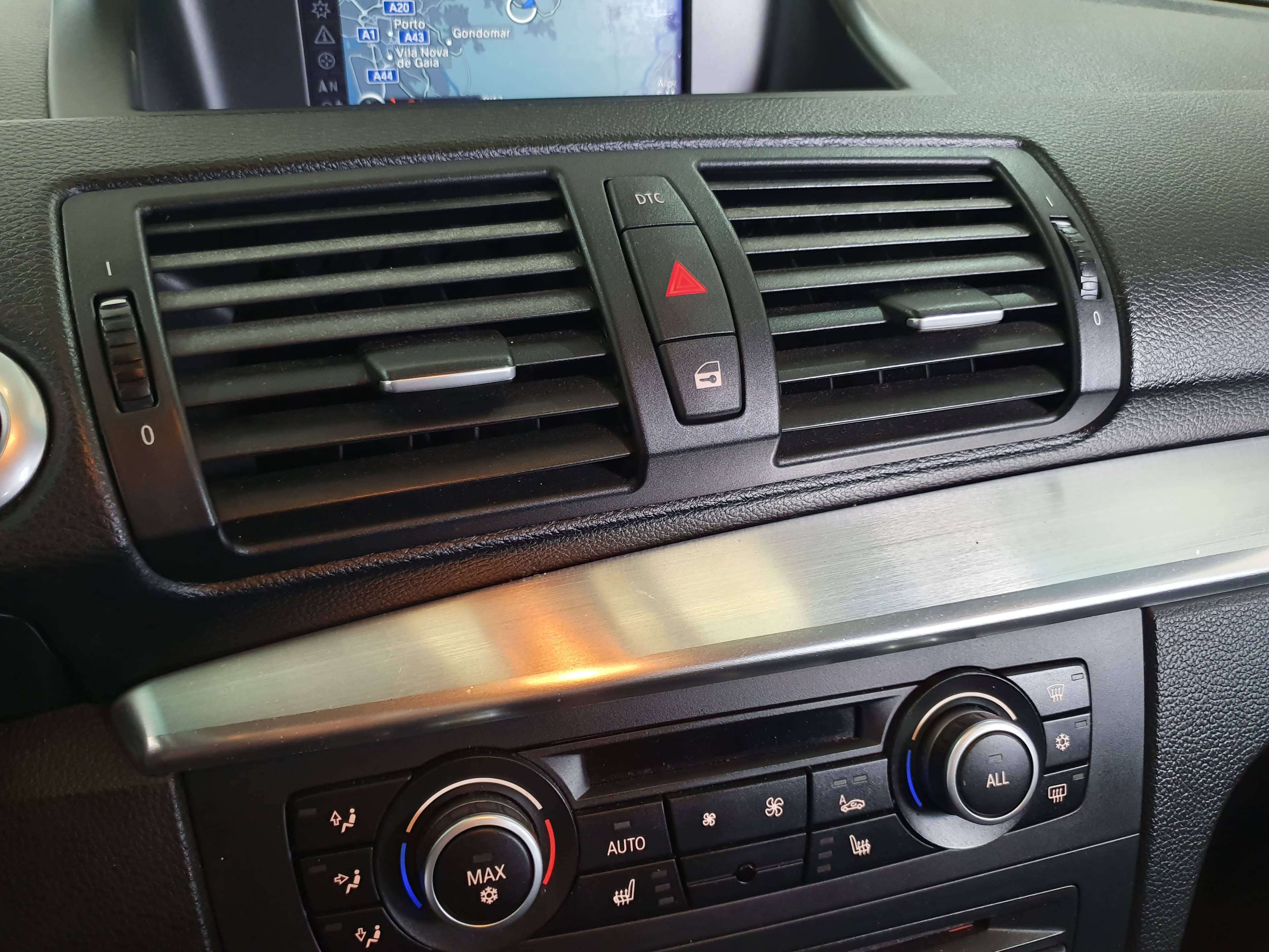 BMW 118D · Ano 2010 — imagen 34