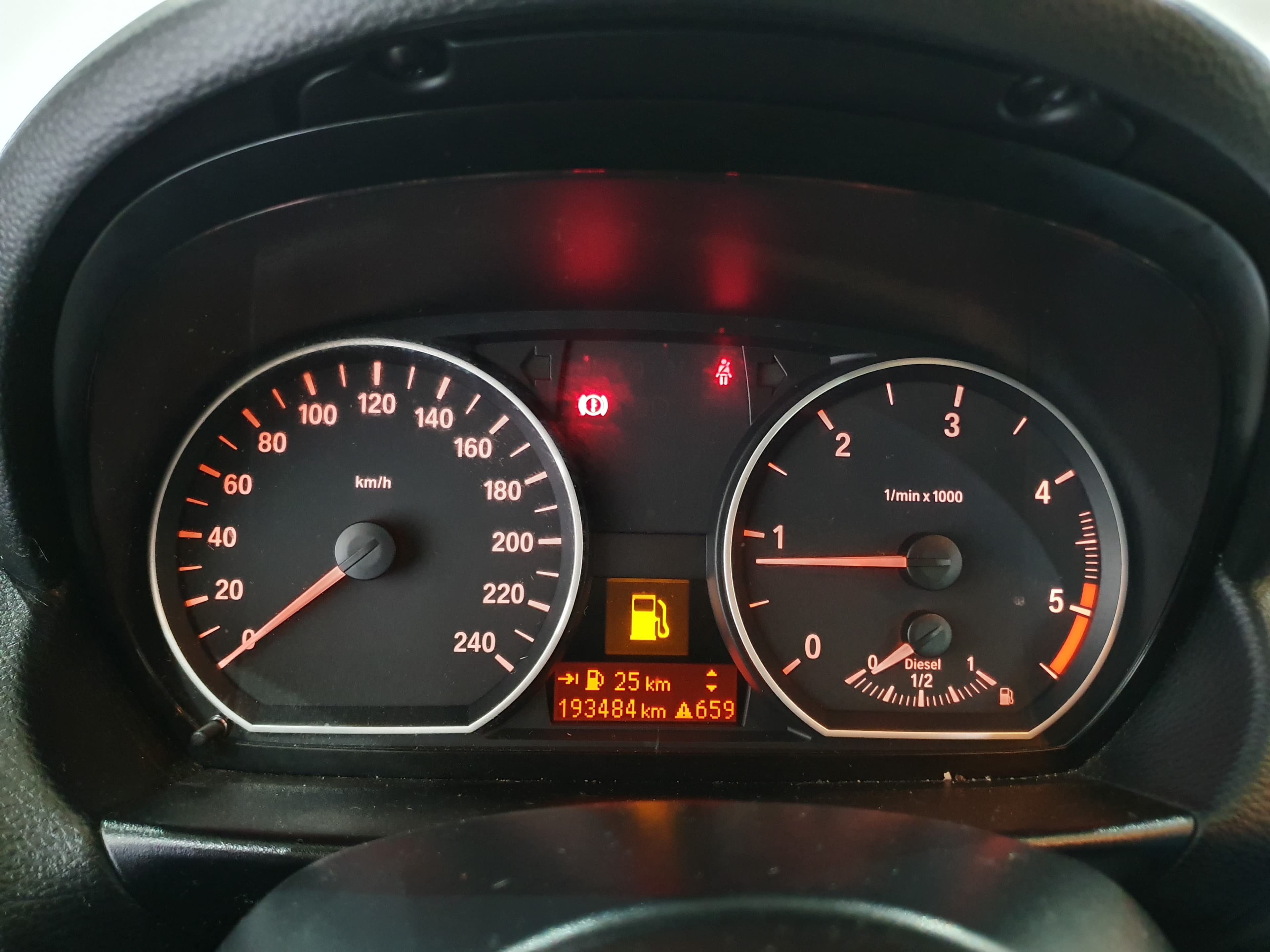 BMW 118D · Ano 2010 — imagen 38