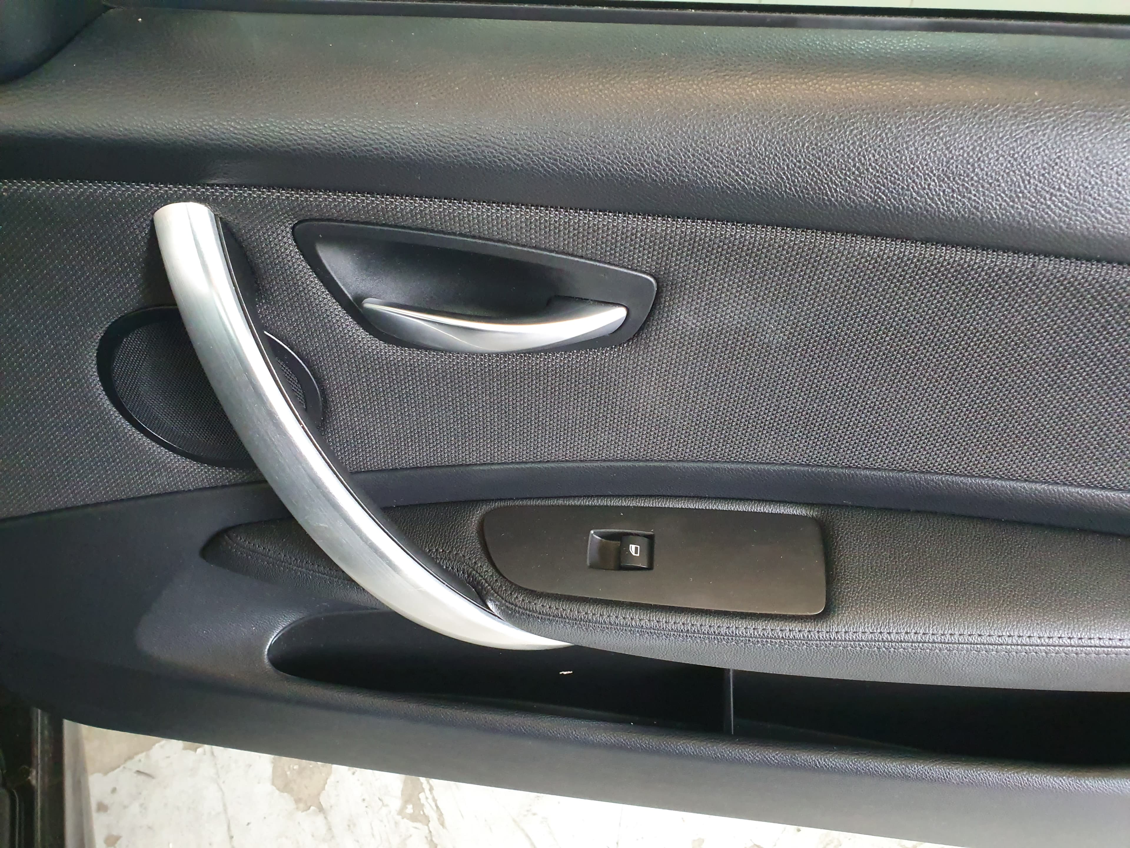 BMW 118D · Ano 2010 — imagen 26