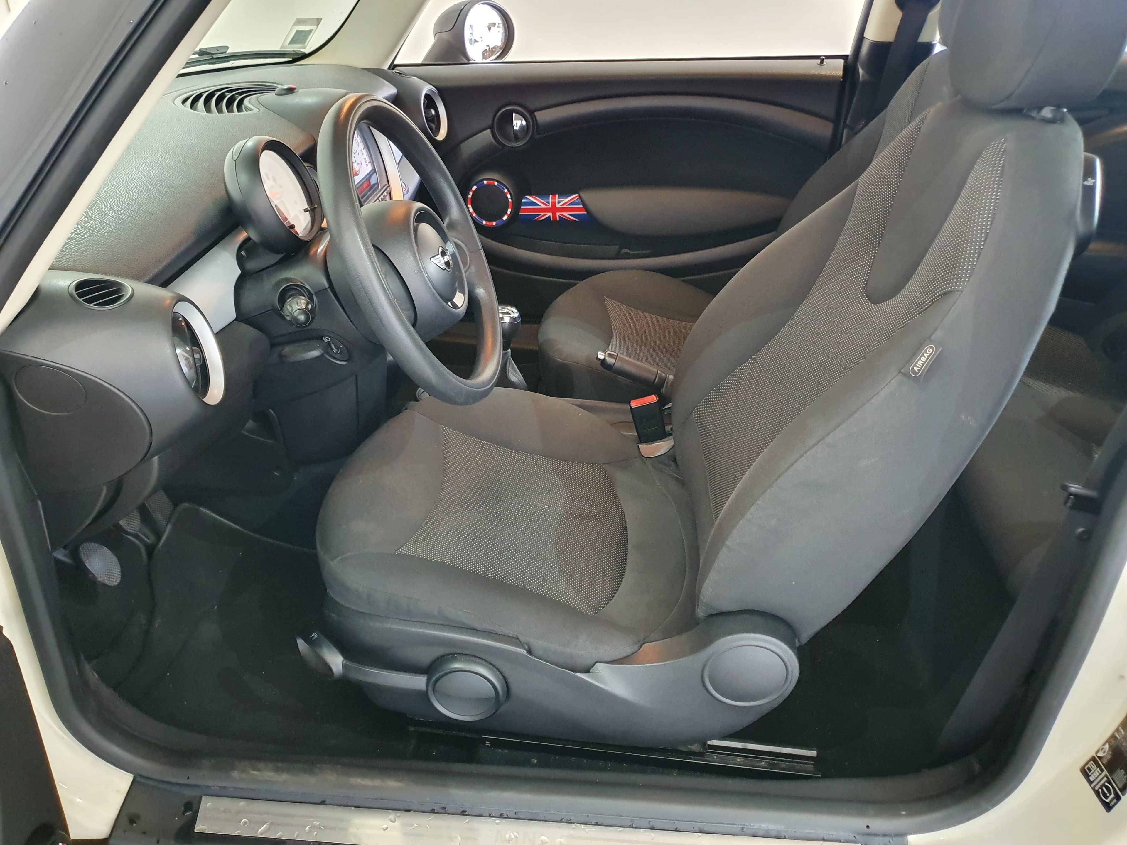 Mini One · Ano 2013 — imagem 24