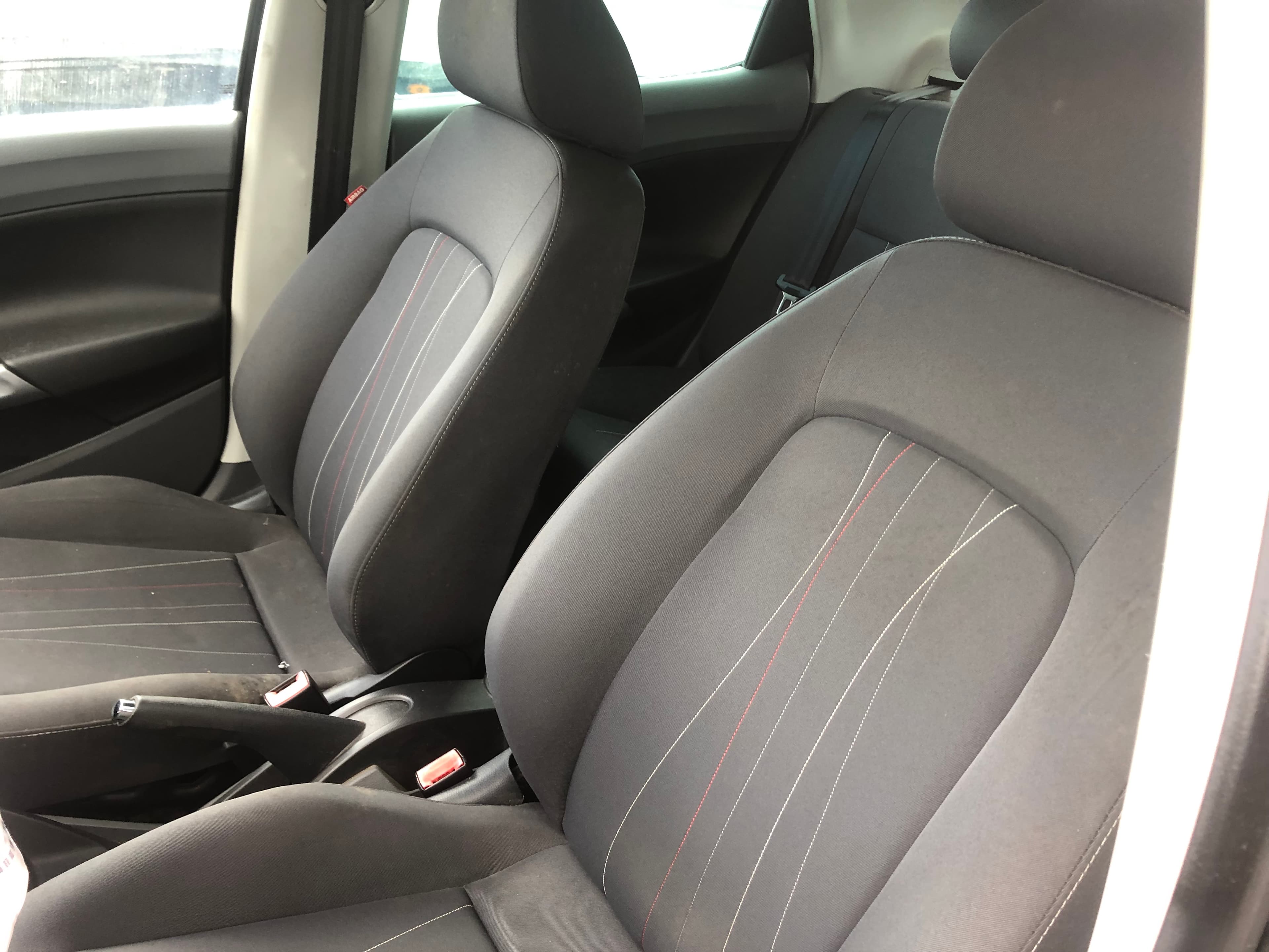 Seat Ibiza TDI · Ano 2012 — imagen 25