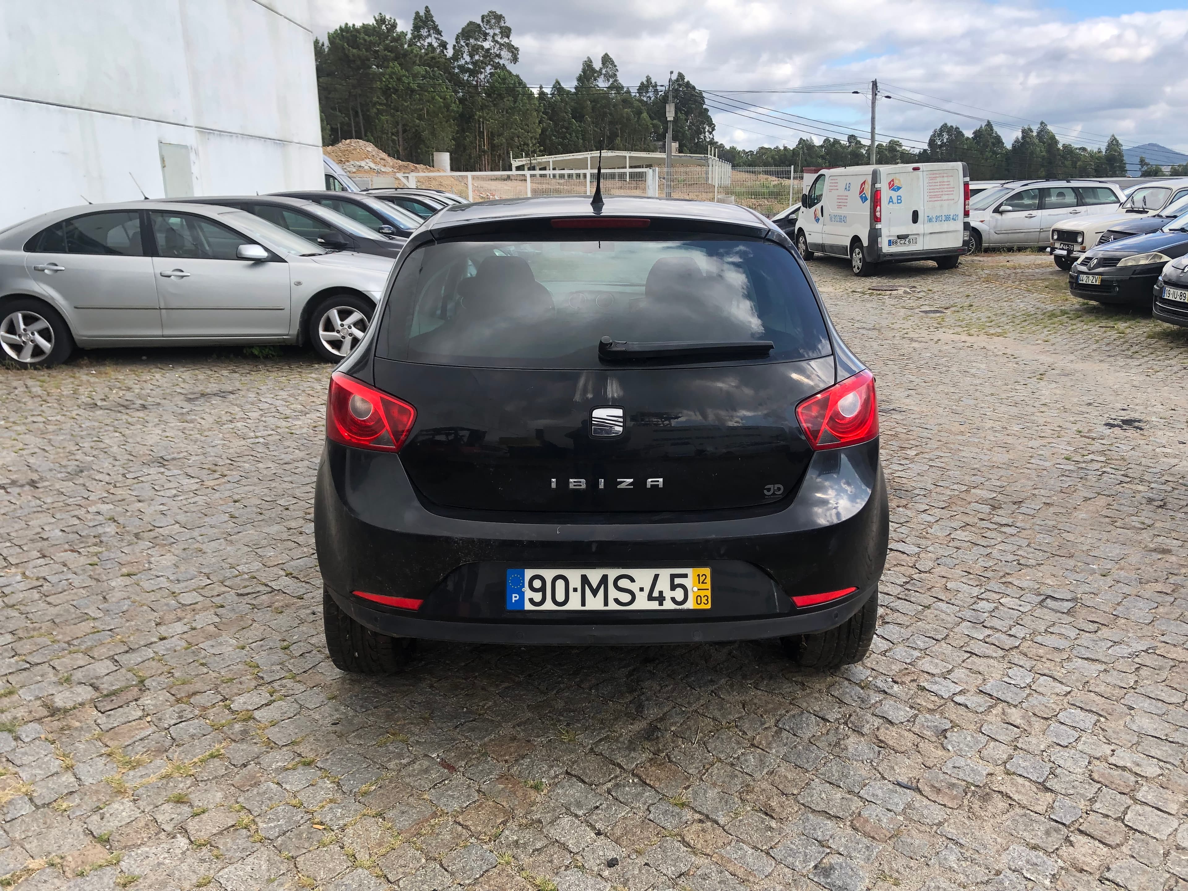 Seat Ibiza TDI · Ano 2012 — imagen 2