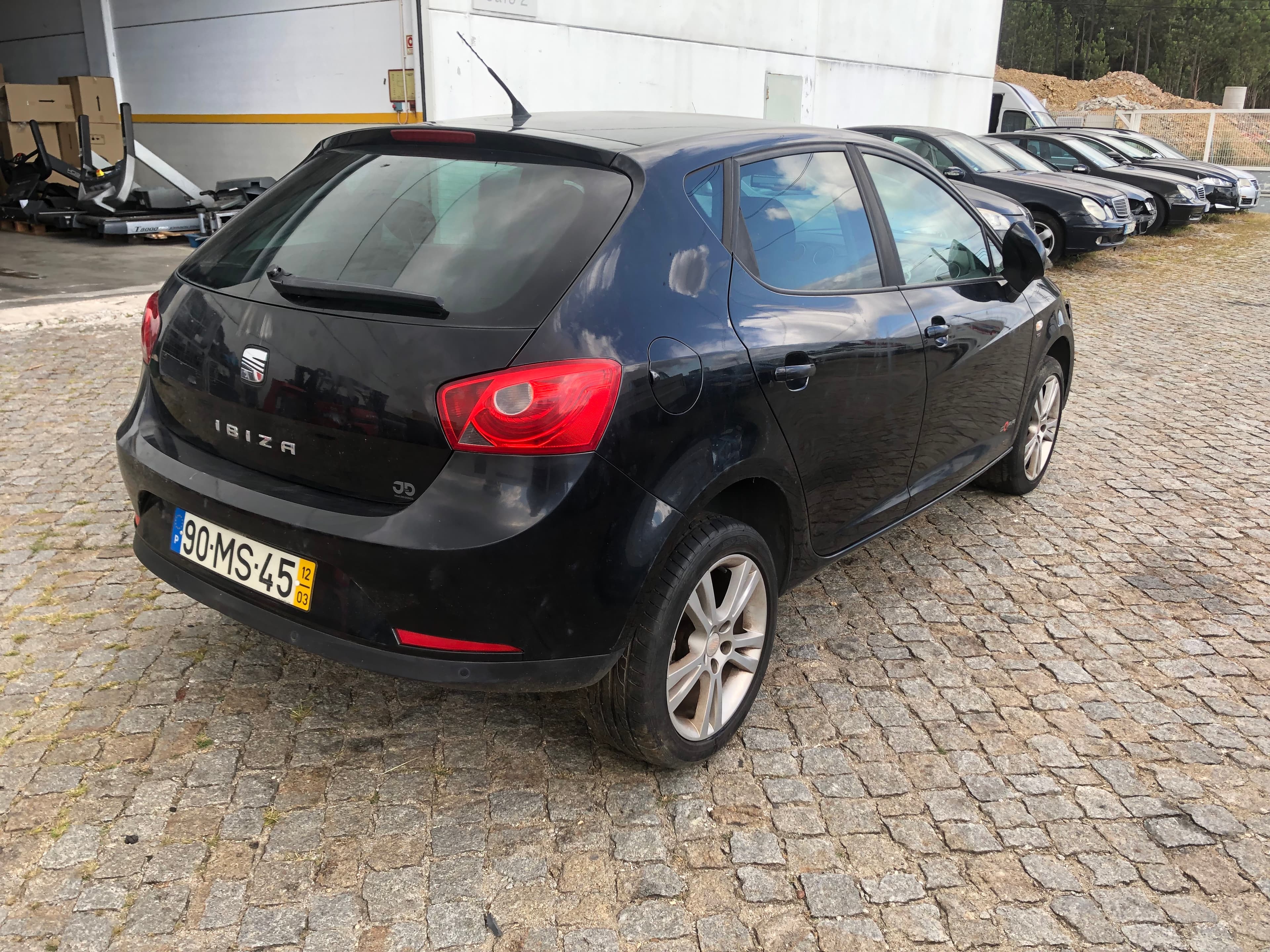 Seat Ibiza TDI · Ano 2012 — imagen 4
