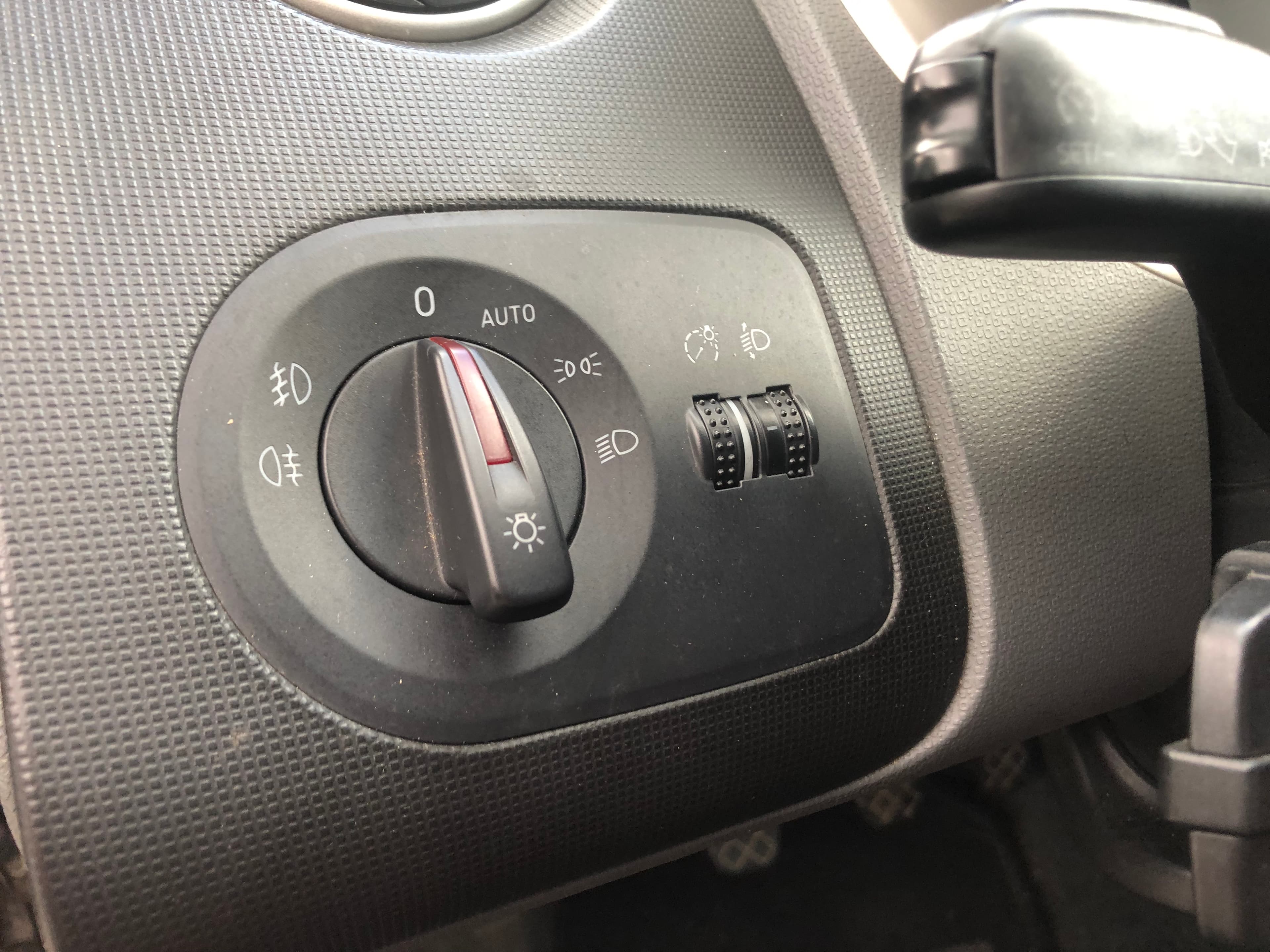 Seat Ibiza TDI · Ano 2012 — imagen 37