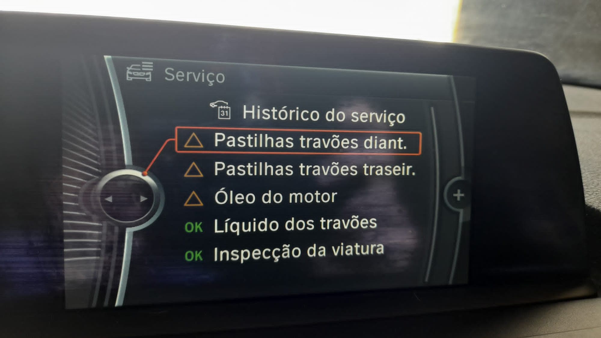 BMW 116D · Ano 2014 — imagem 17