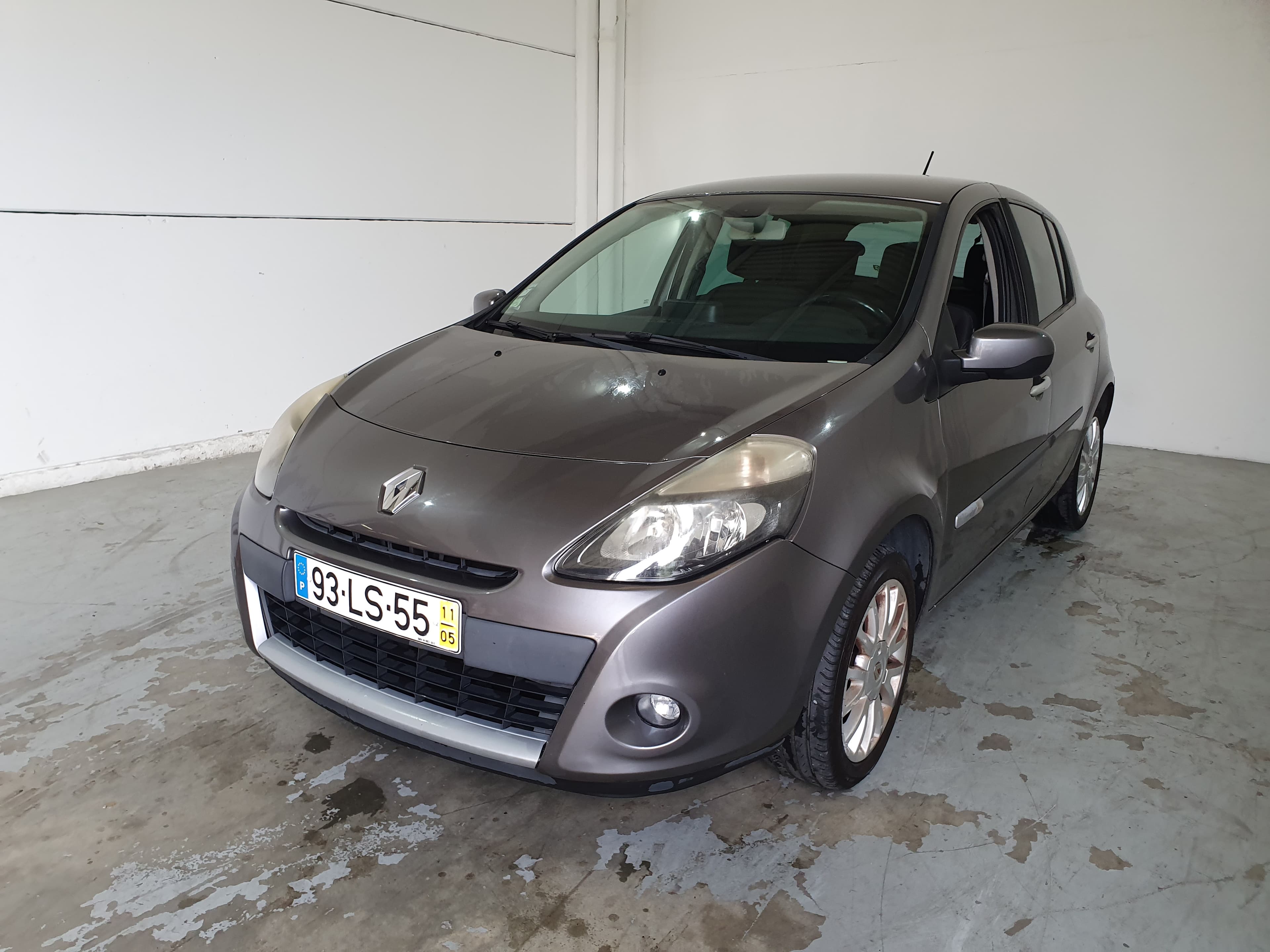 Renault Clio · Ano 2011 — imagem 1