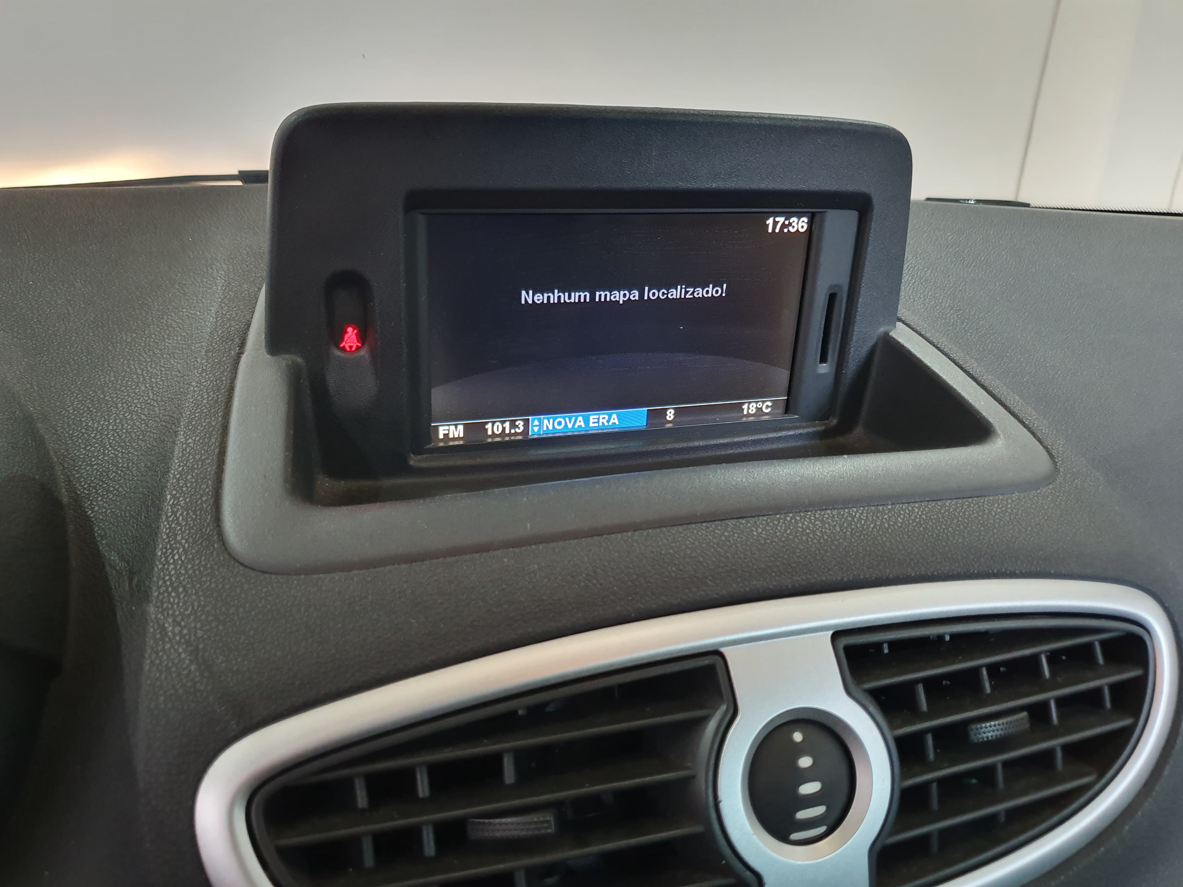 Renault Clio · Ano 2011 — imagem 34