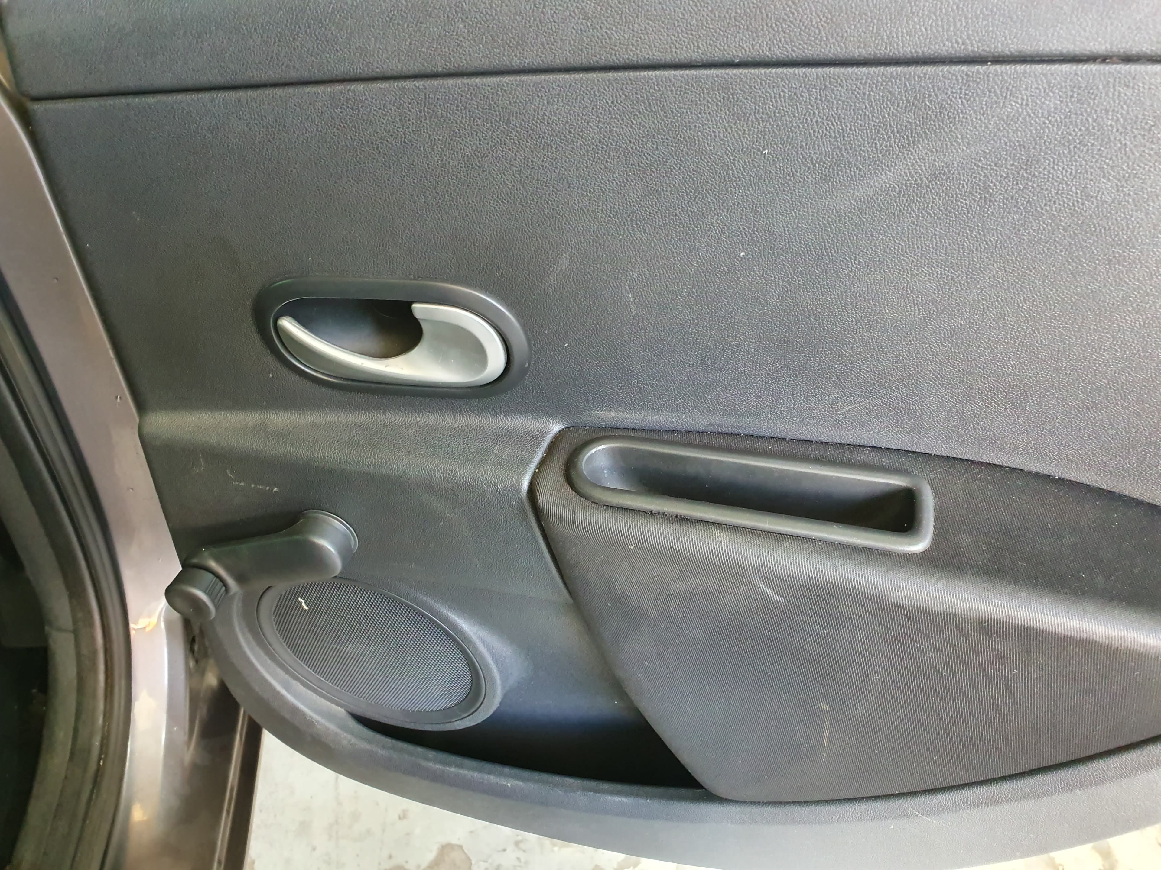 Renault Clio · Ano 2011 — imagem 21