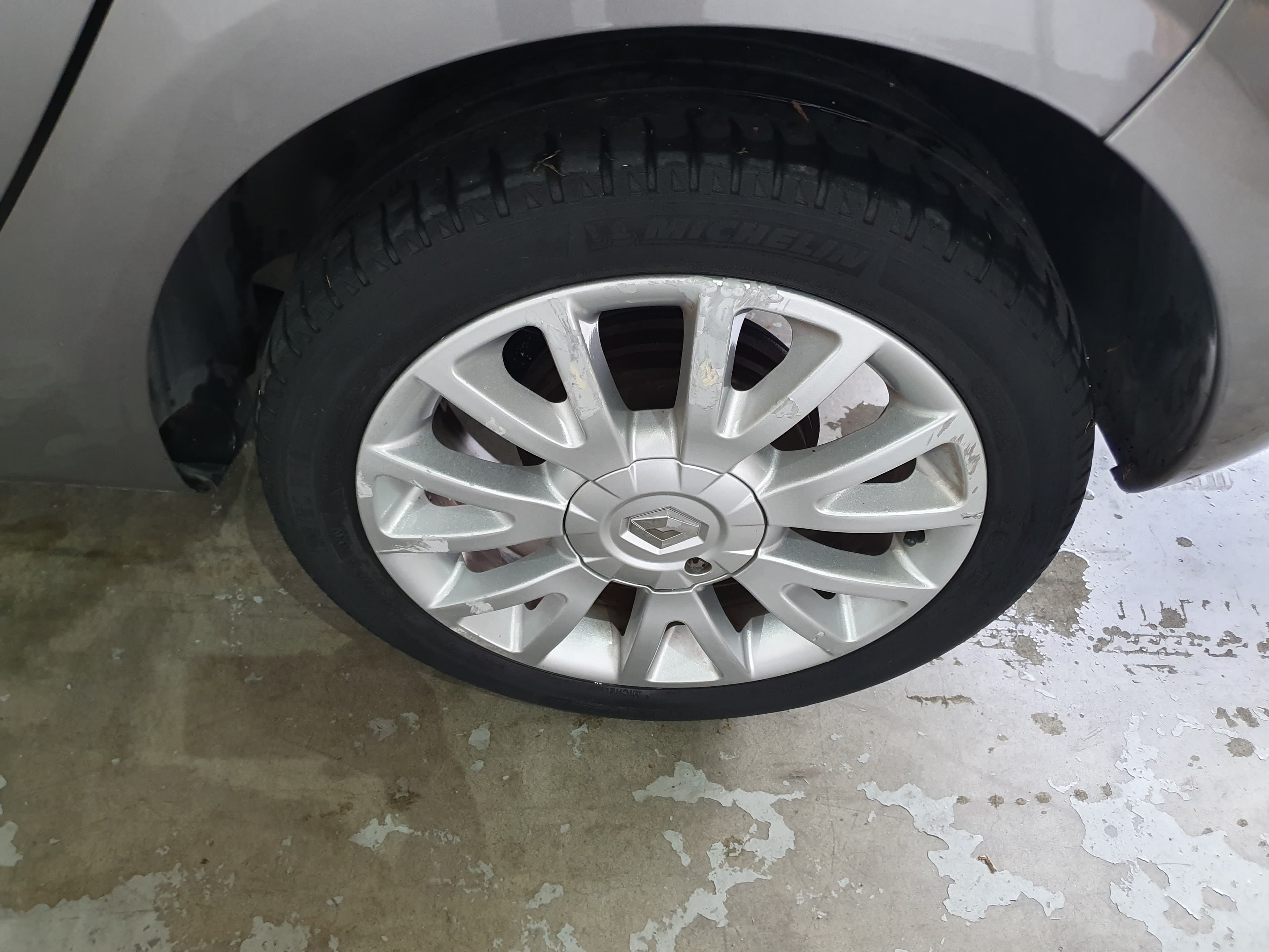 Renault Clio · Ano 2011 — imagem 16