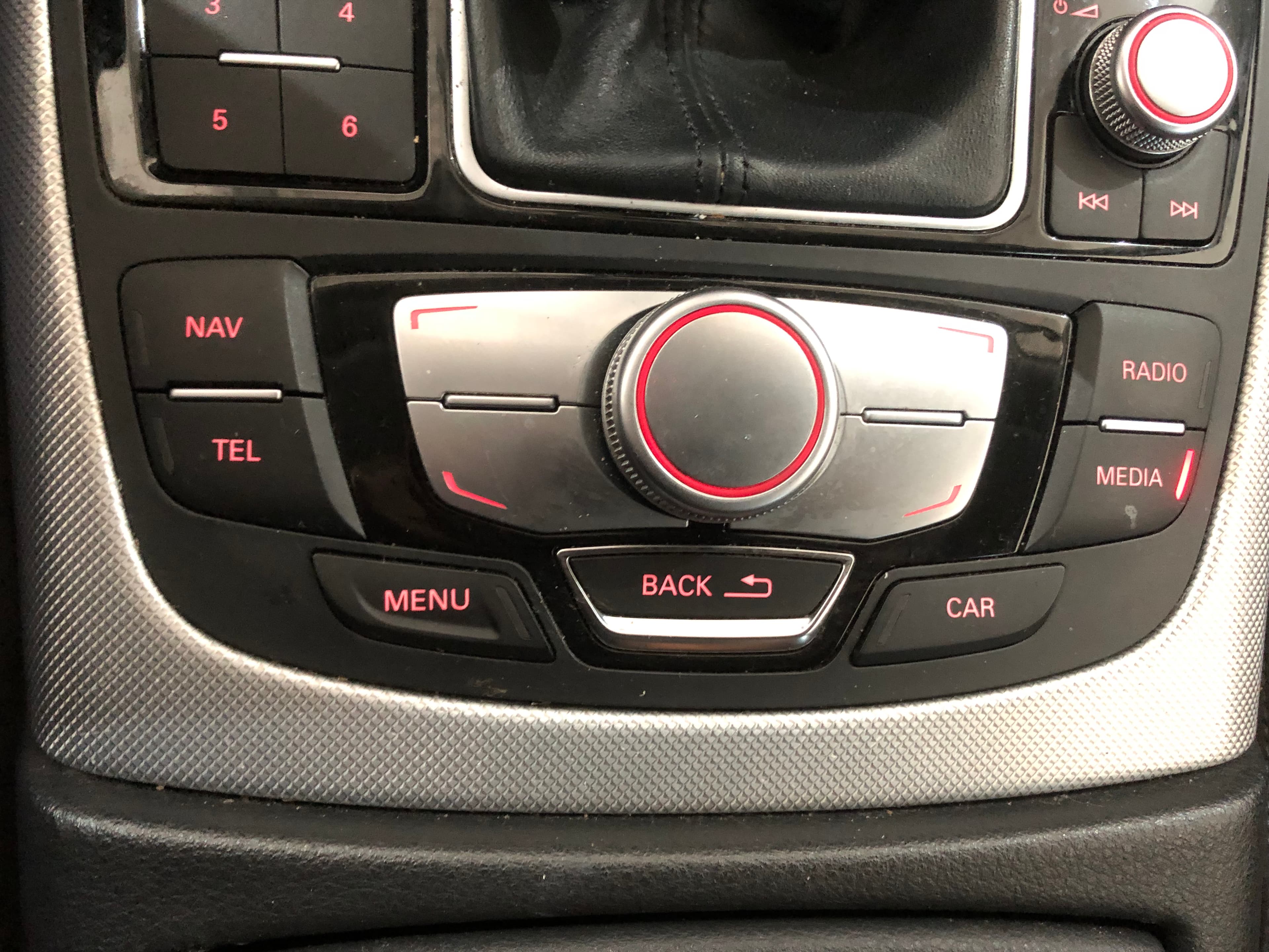 Audi A6 · Ano 2015 — image 33