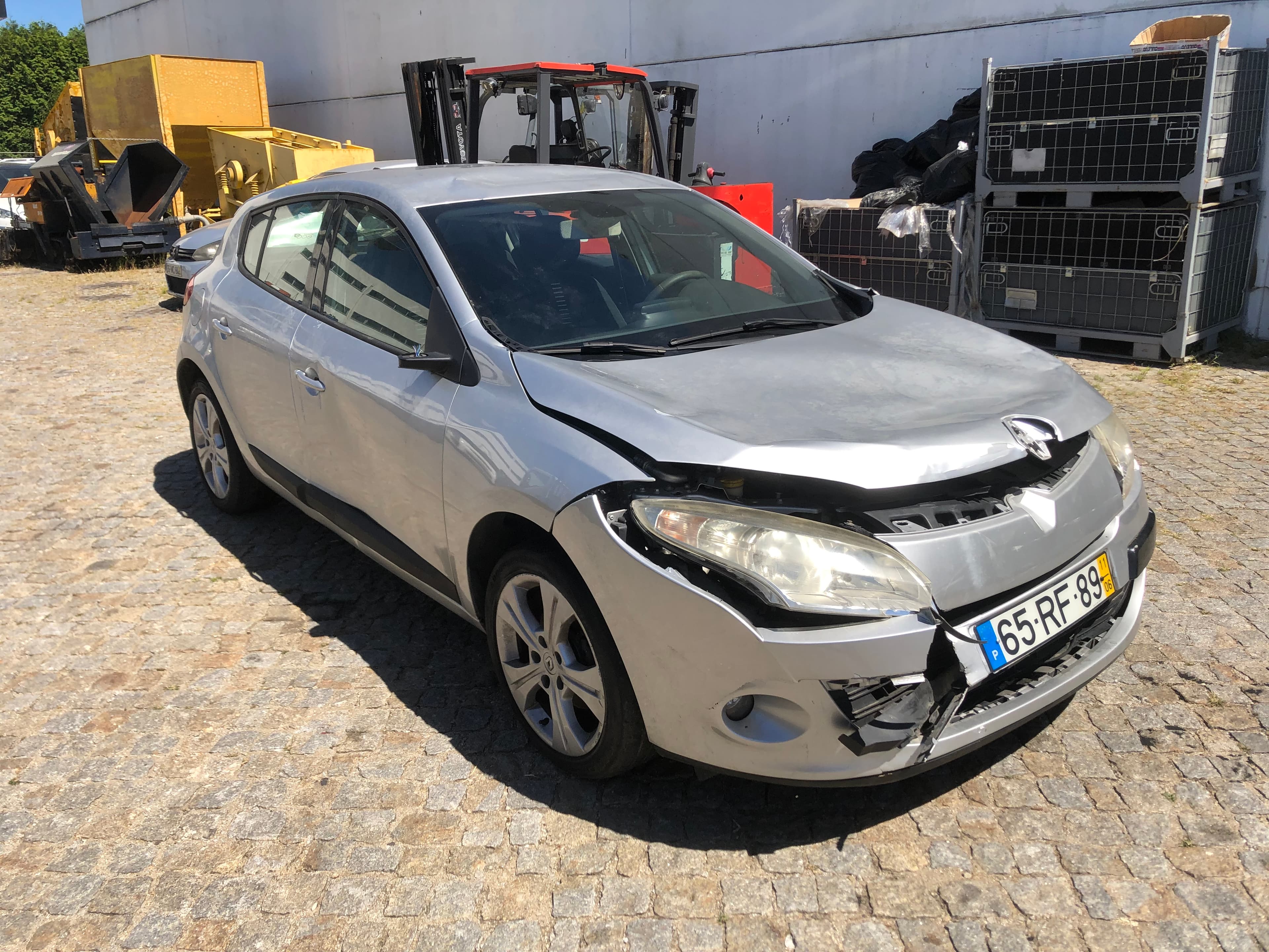 Renault Mégane · Ano 2011 — image 1