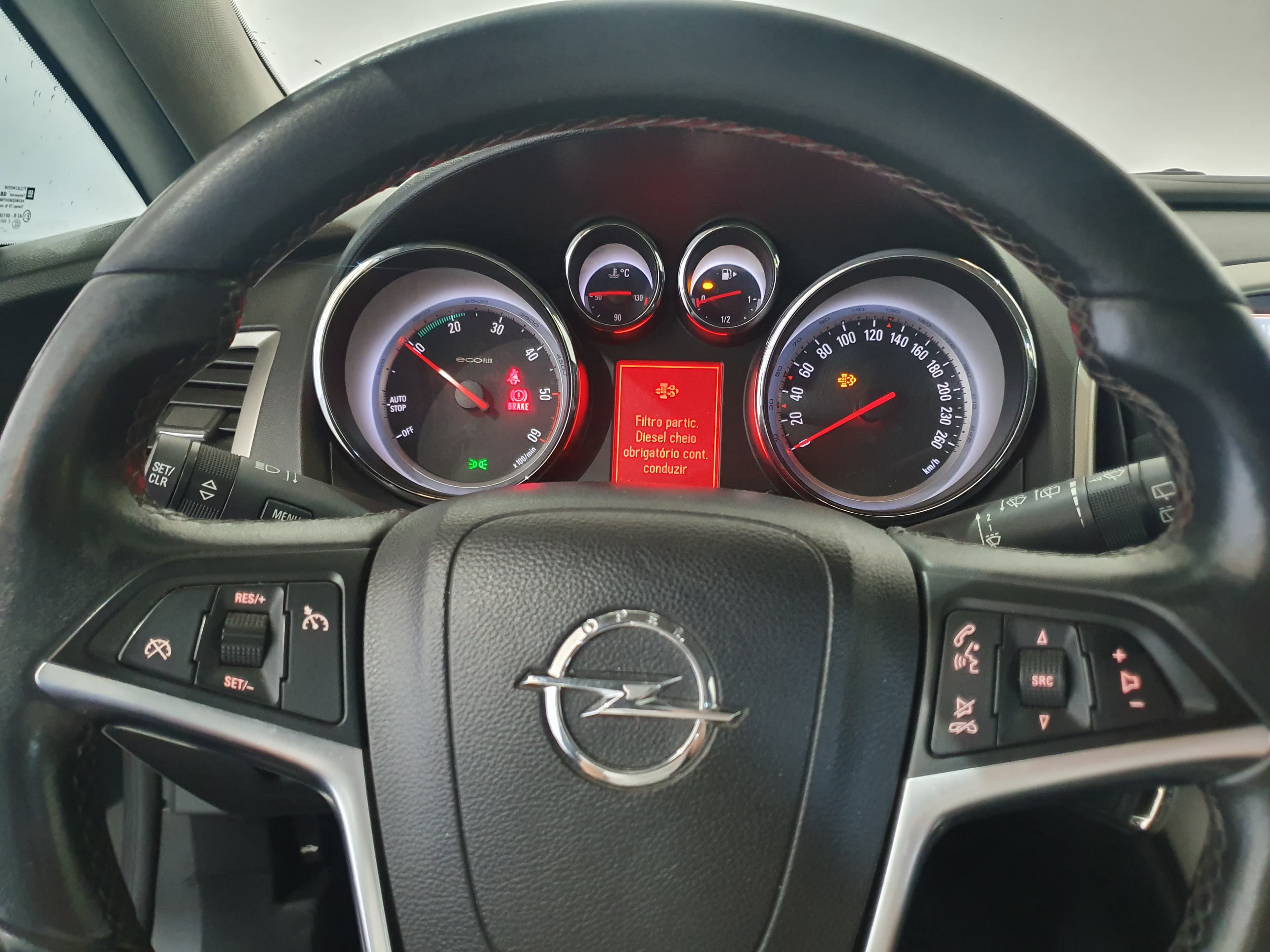 Opel Astra 1.7 CDTI · Ano 2012 — imagem 37
