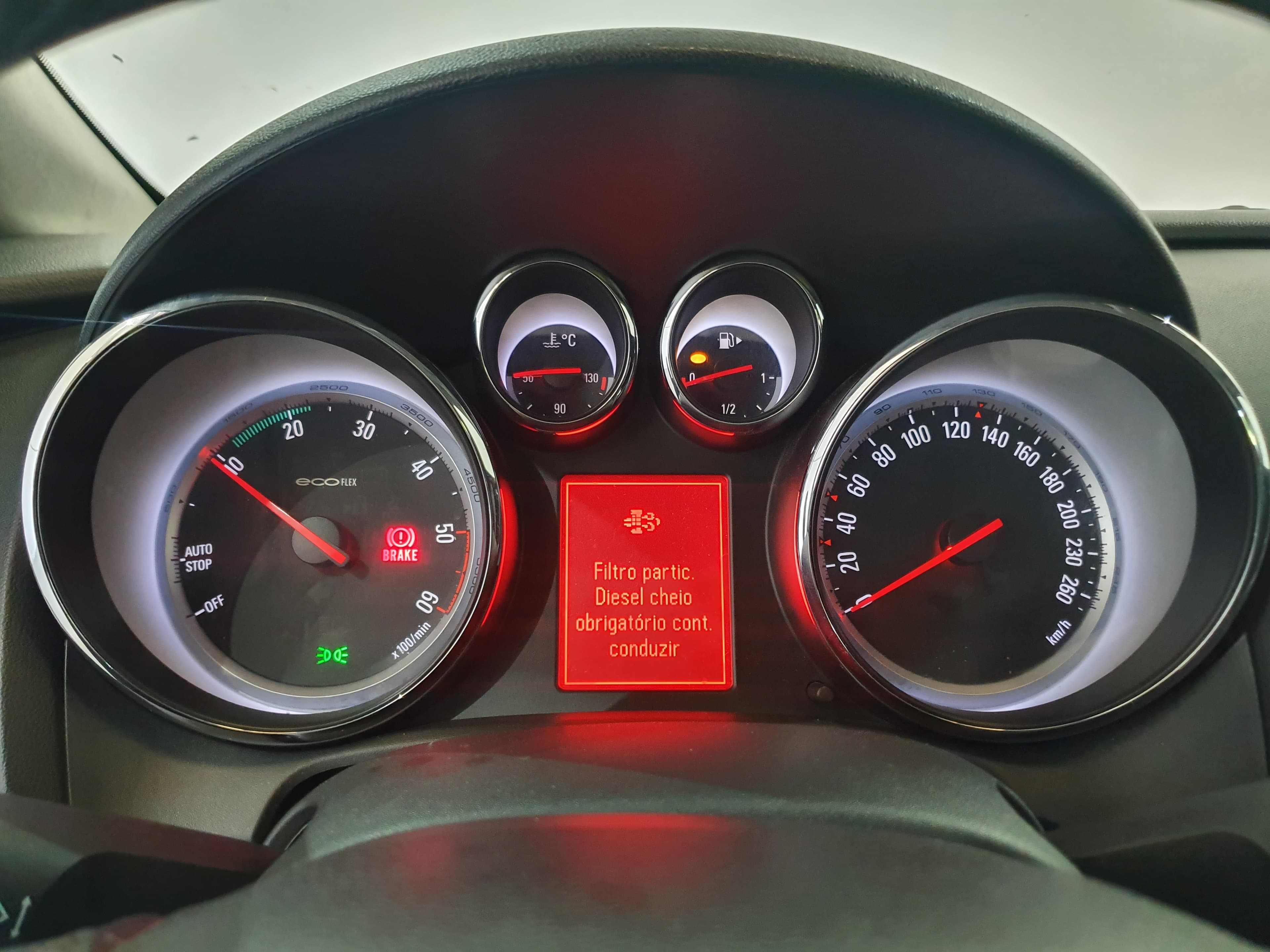 Opel Astra 1.7 CDTI · Ano 2012 — imagem 38
