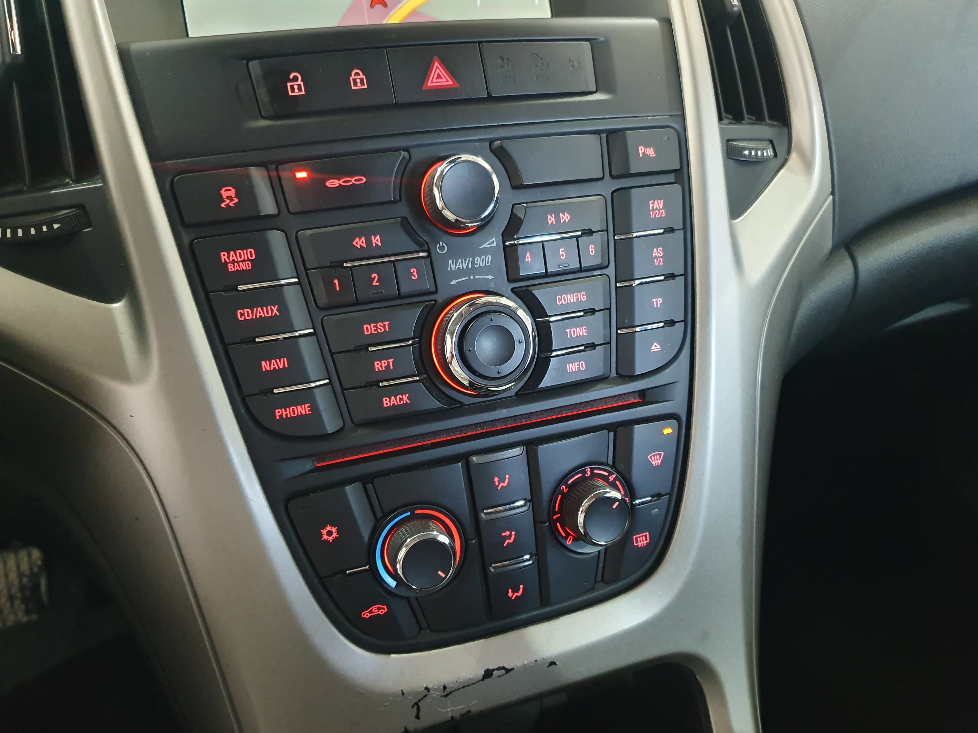 Opel Astra 1.7 CDTI · Ano 2012 — imagem 32
