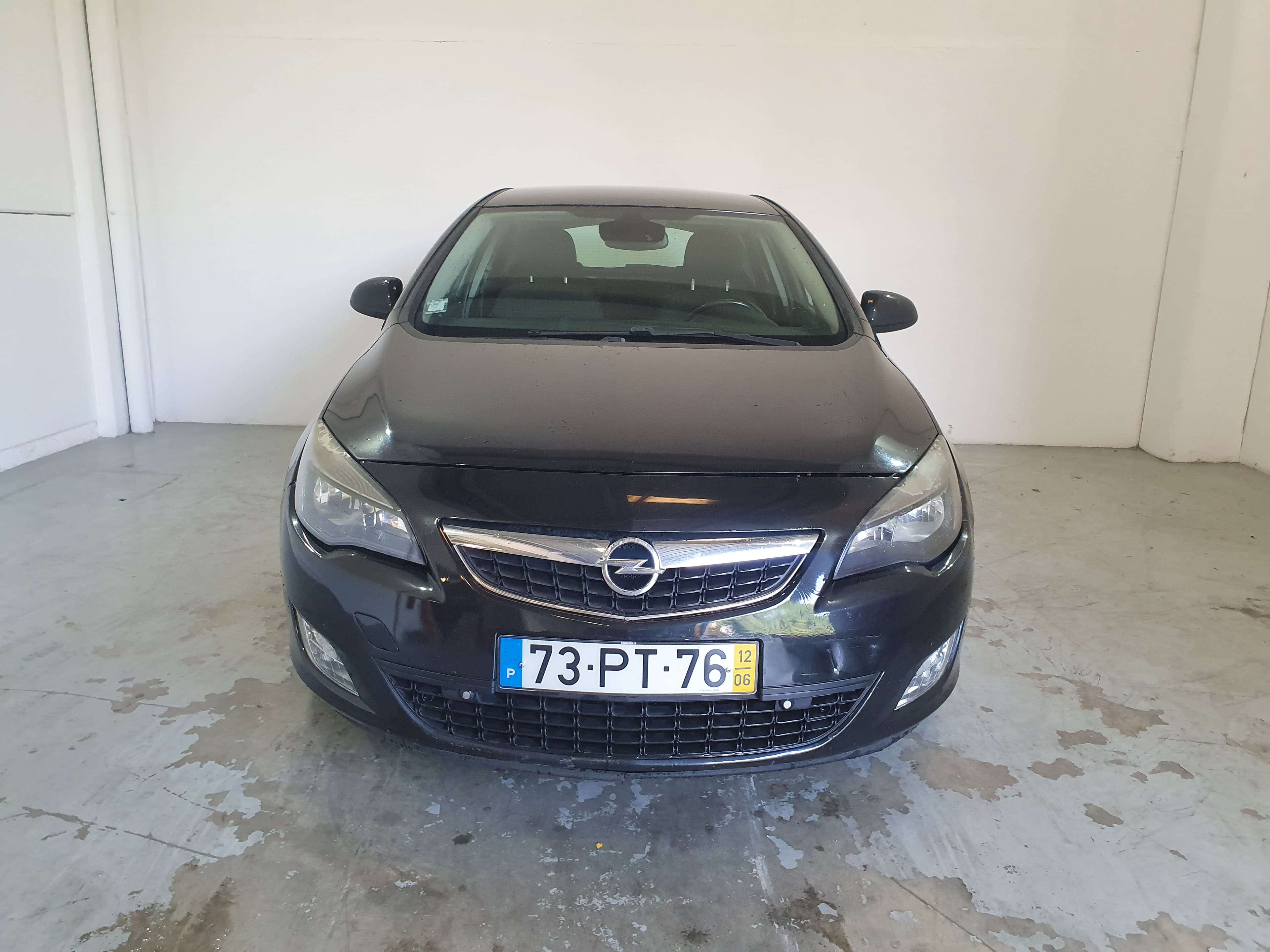 Opel Astra 1.7 CDTI · Ano 2012 — imagem 2