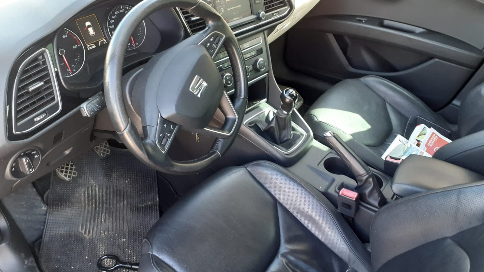 Seat Leon TDI · Ano 2014 — imagem 20
