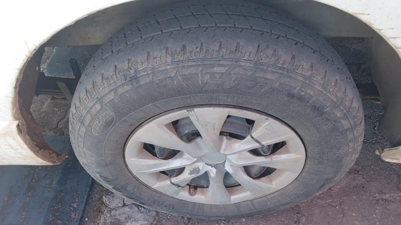 Minibus Toyota Hiace 2.5 — imagen 10