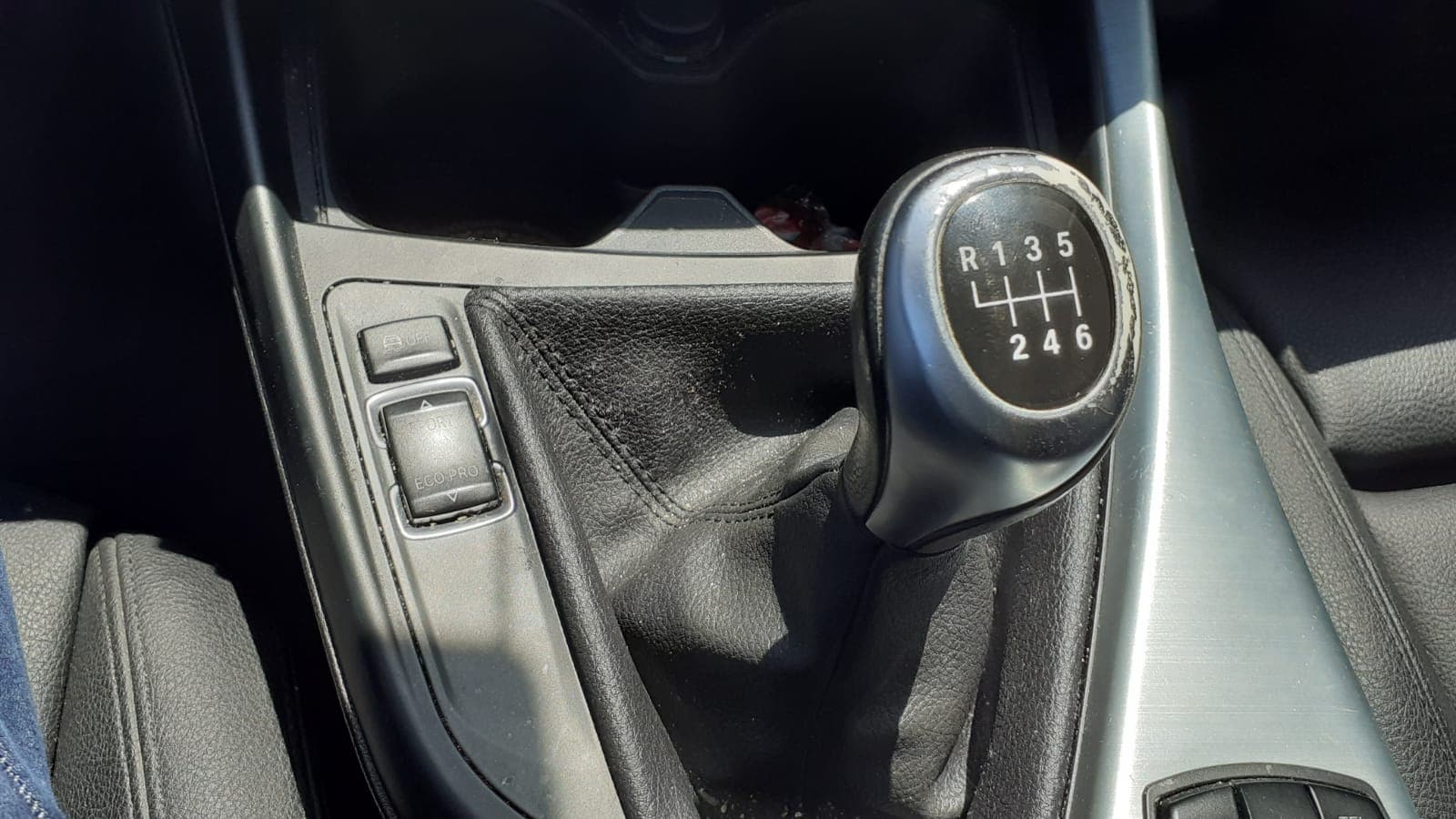 BMW 116D · Ano 2014 — imagen 15