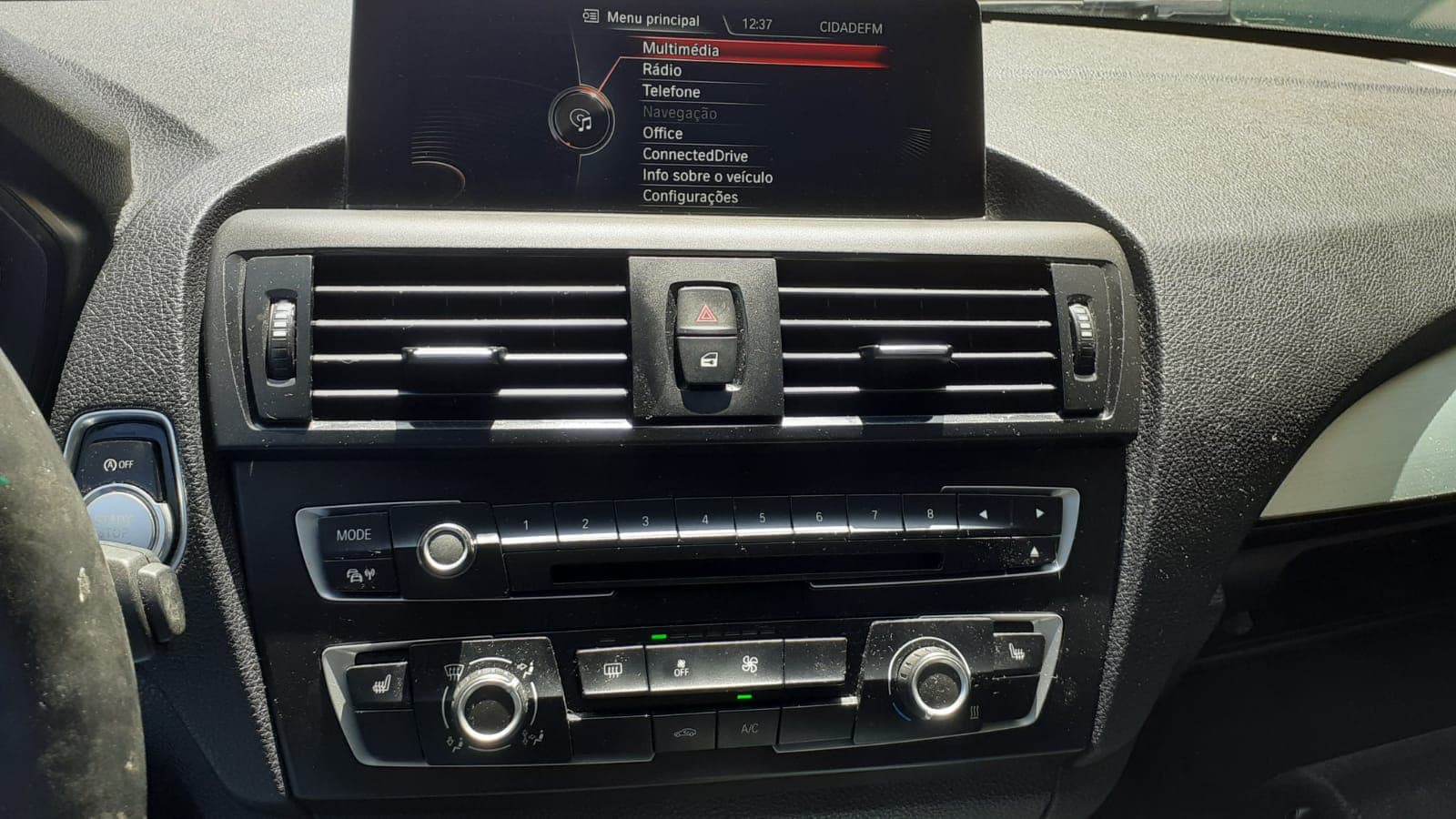 BMW 116D · Ano 2014 — imagen 19