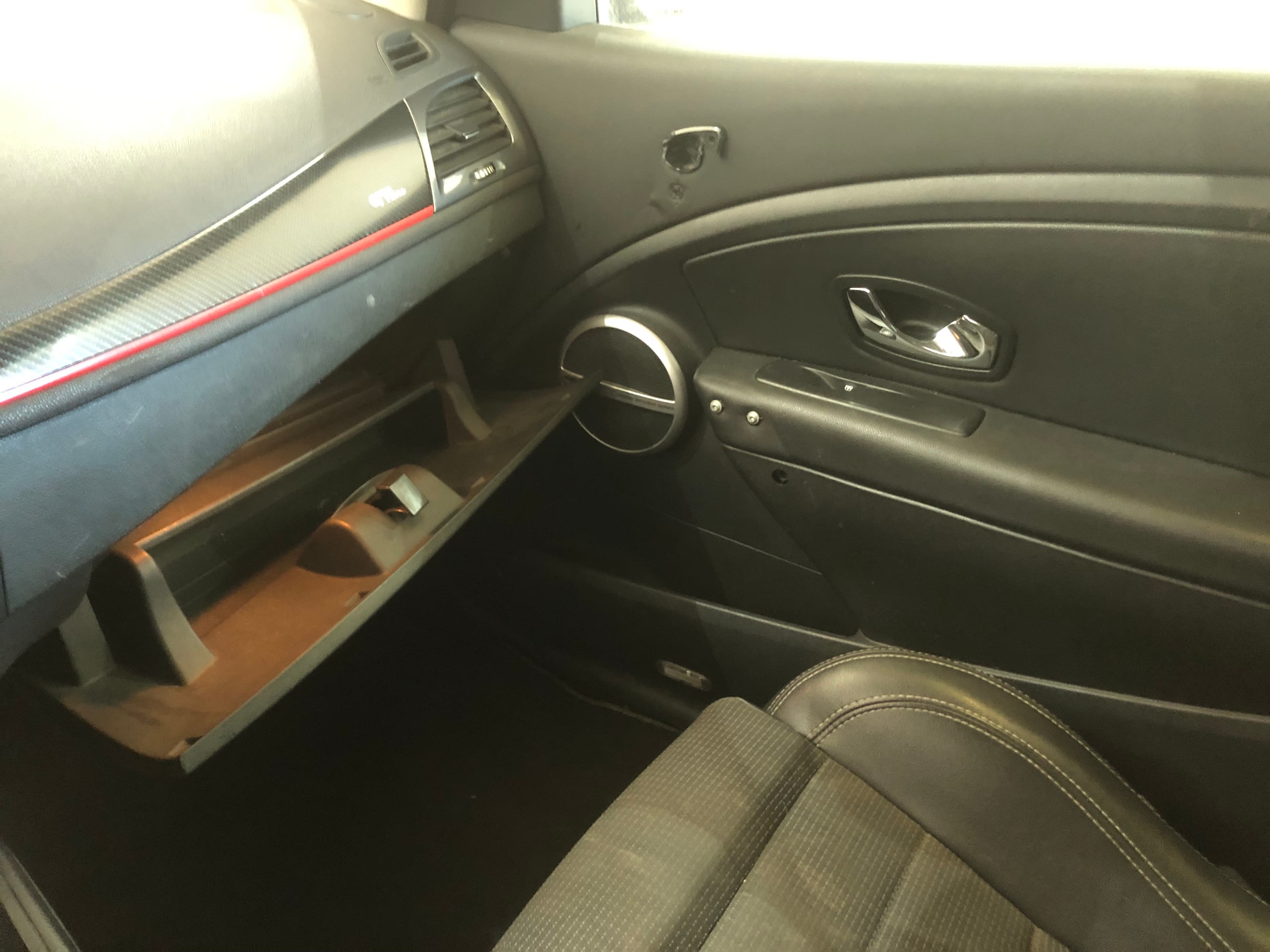 Renault Mégane III Coupé · Ano 2013 — imagem 41